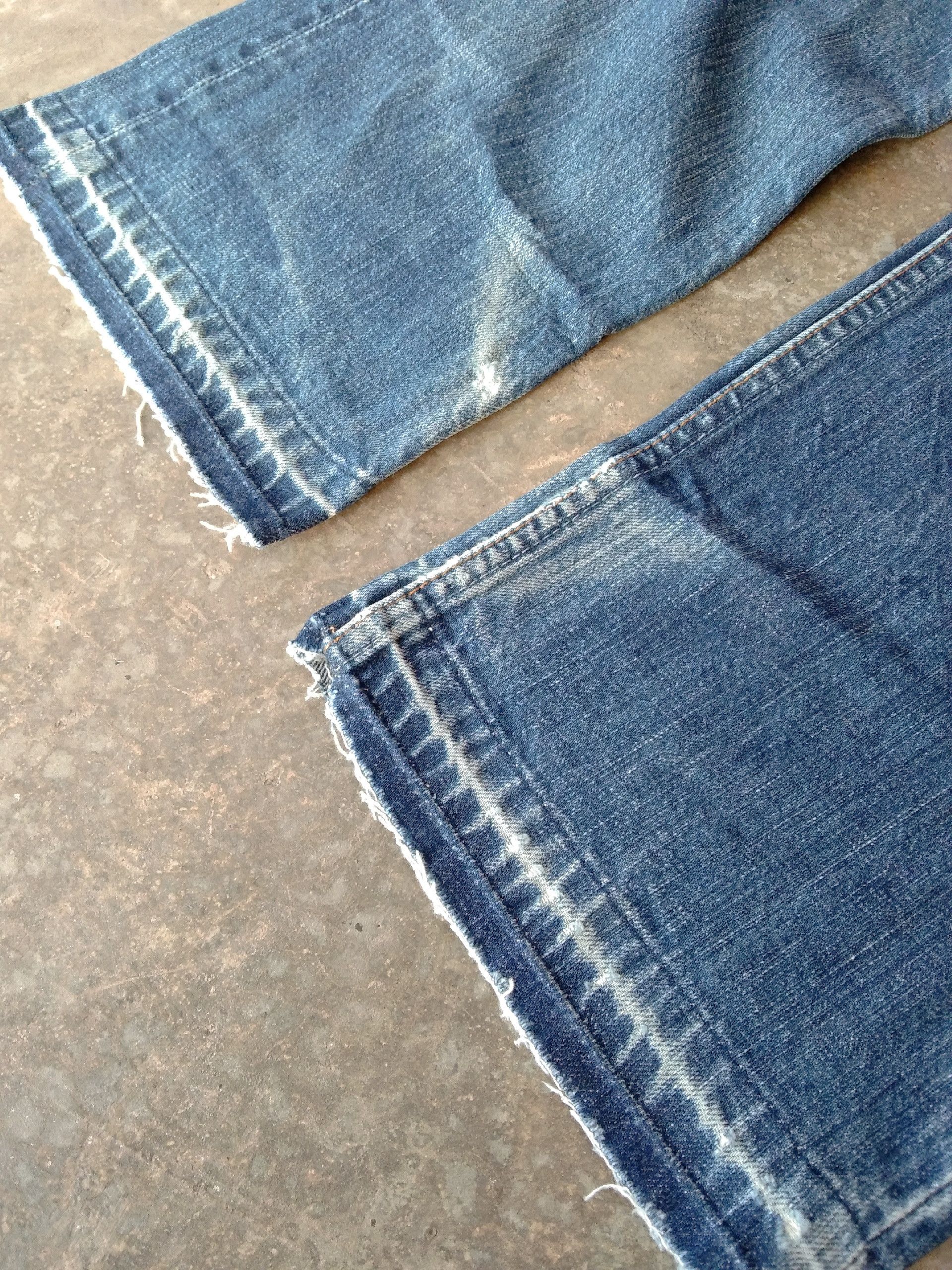 Levi's 90s Vintage Levis 501 Released Hem Distressed Jeans 32x30 Size US 32 / EU 48 - 5 Thumbnail