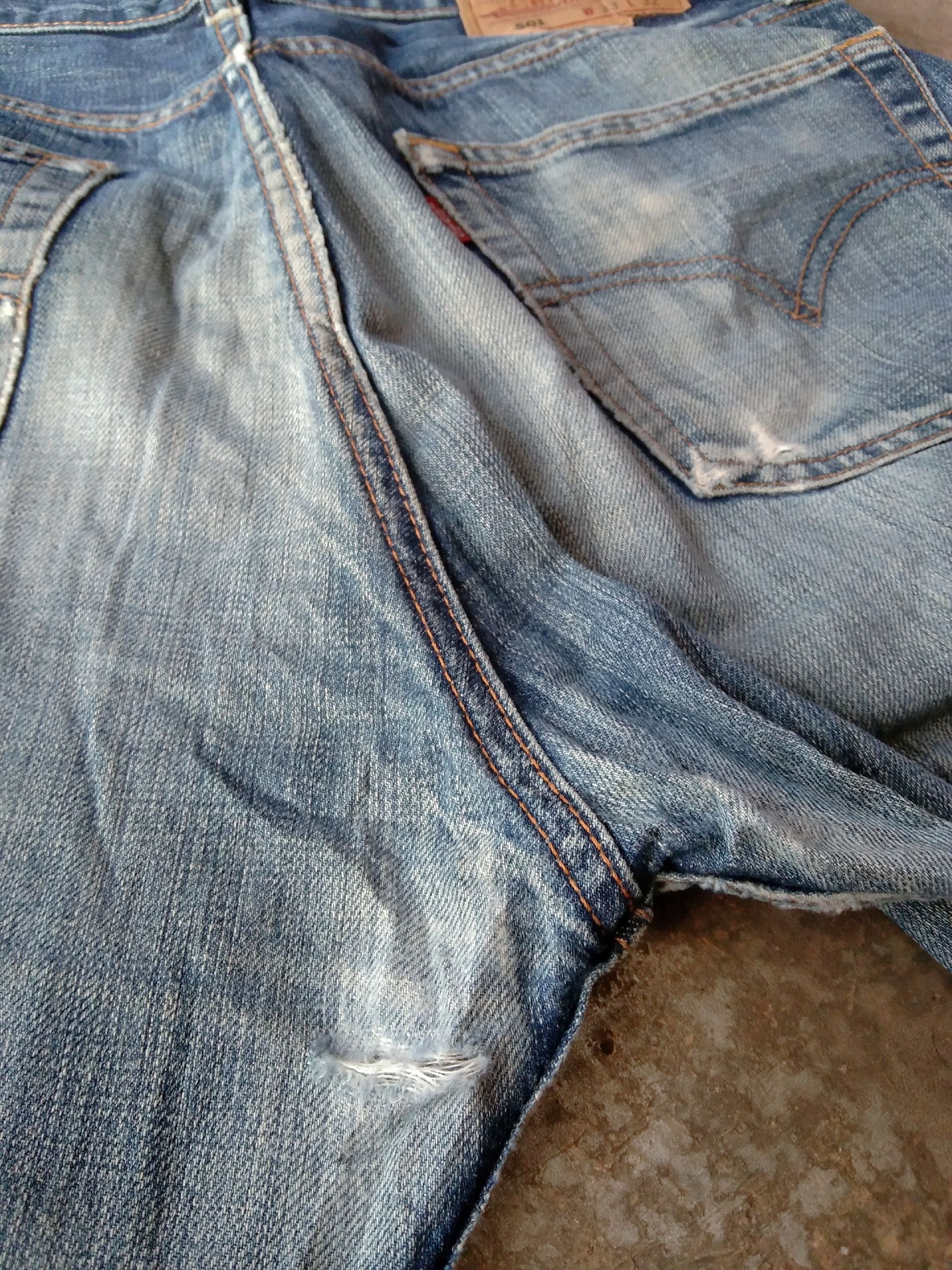 Levi's 90s Vintage Levis 501 Released Hem Distressed Jeans 32x30 Size US 32 / EU 48 - 4 Thumbnail