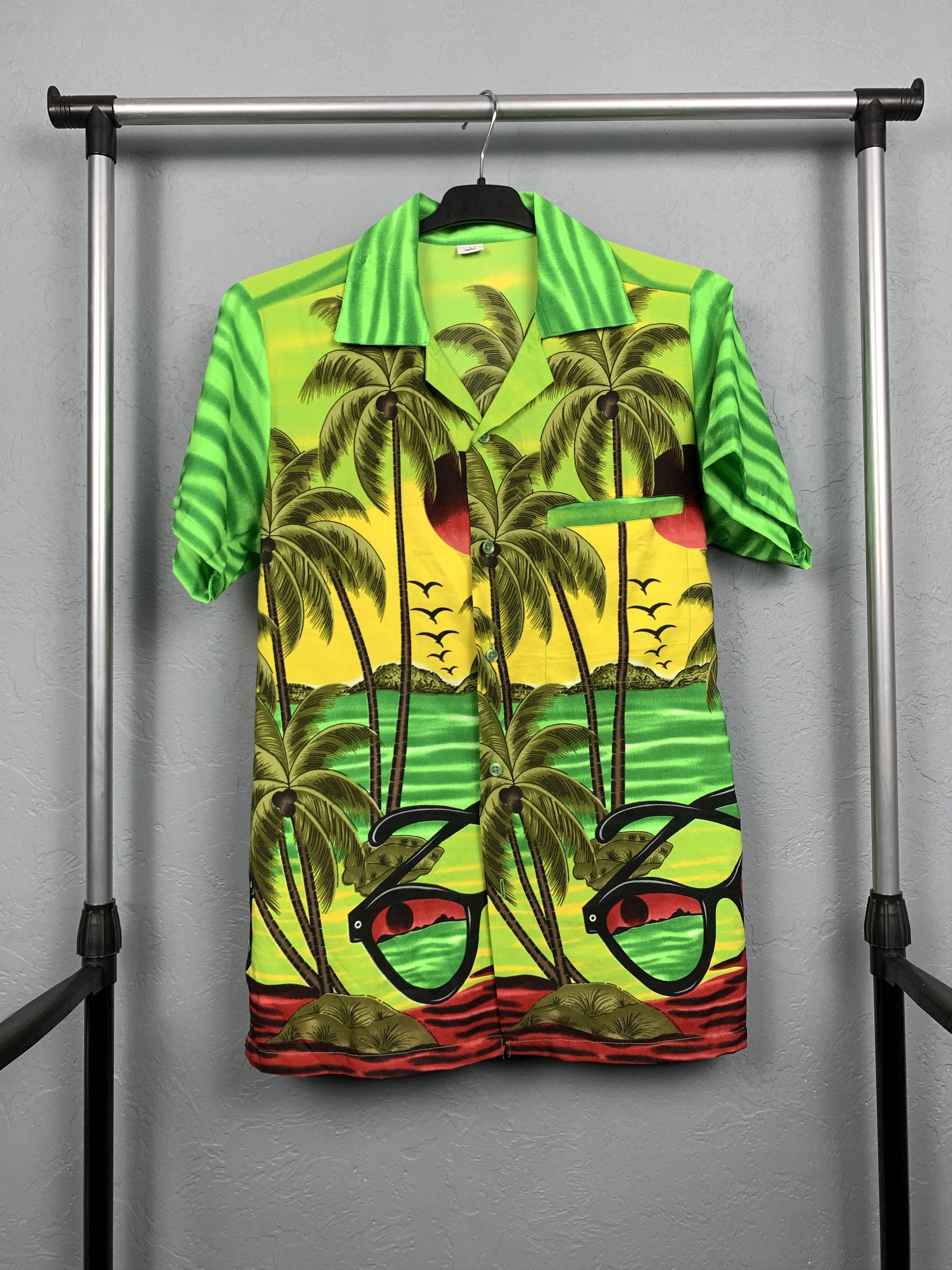 Other 90s Vintage Mens HAWAIIAN Printed Short Sleeve Shirt Size US M / EU 48-50 / 2 - 1 Thumbnail
