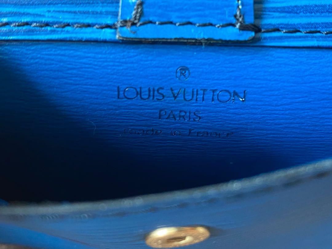 Louis Vuitton Vintage Louis Vuitton Epi leather belt bag Size ONE SIZE - 3 Thumbnail