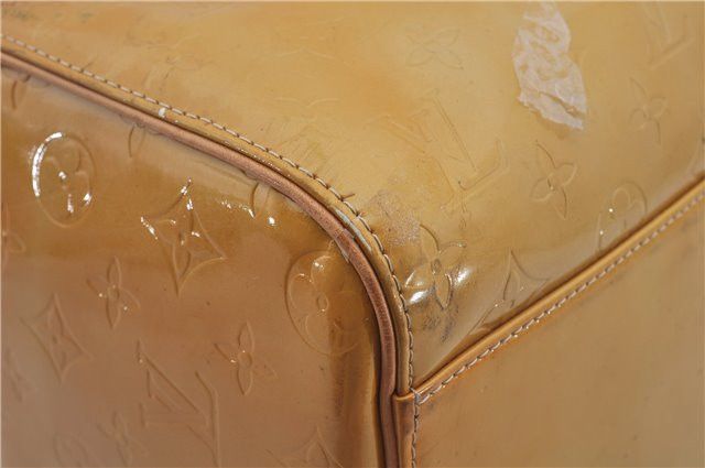 Louis Vuitton Gold Monogram Duffle Bag Size ONE SIZE - 8 Thumbnail