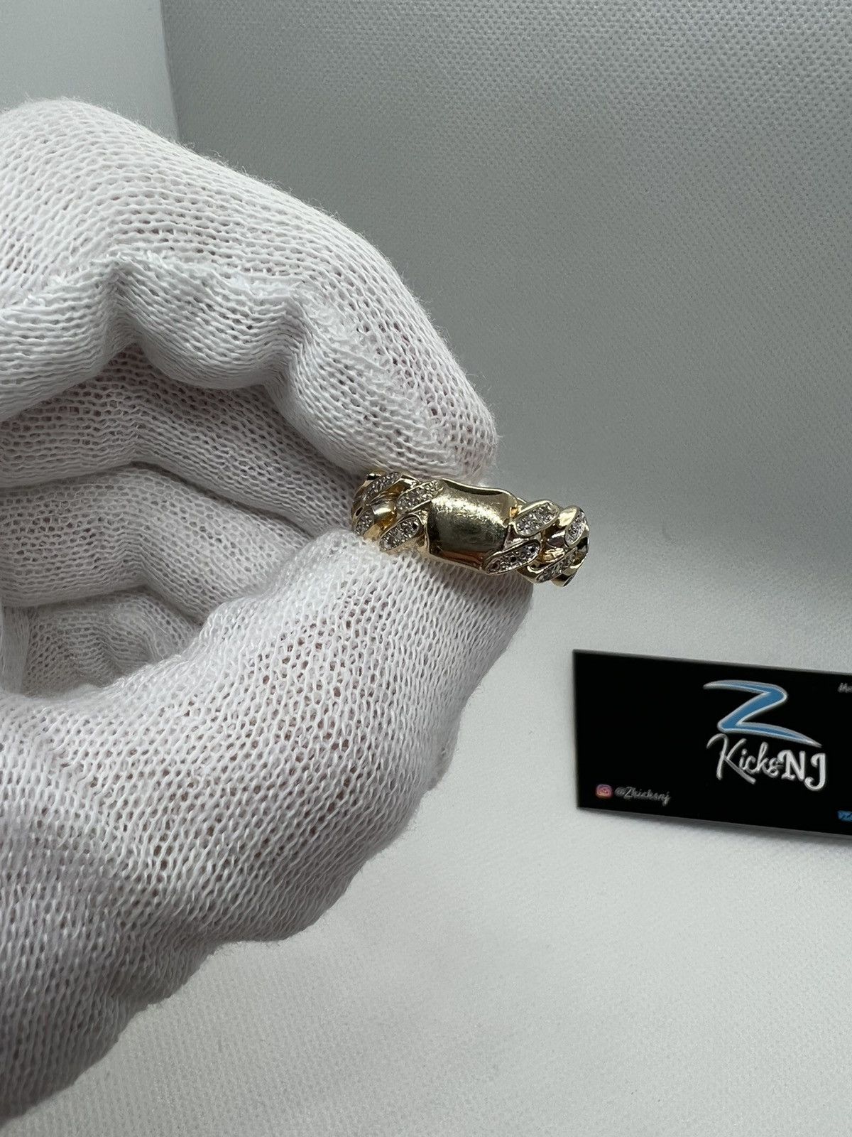 Other 10kt solid gold cuban ring with diamonds Size ONE SIZE - 3 Thumbnail