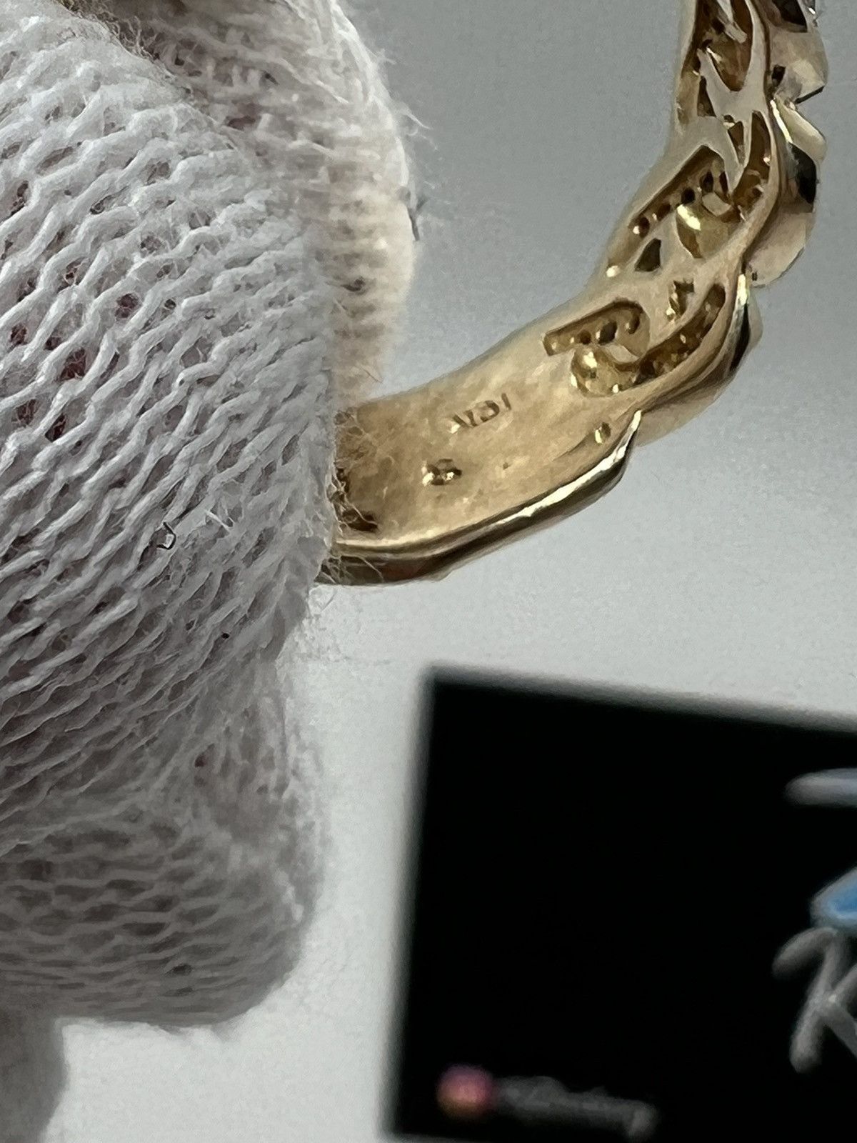 Other 10kt solid gold cuban ring with diamonds Size ONE SIZE - 6 Thumbnail