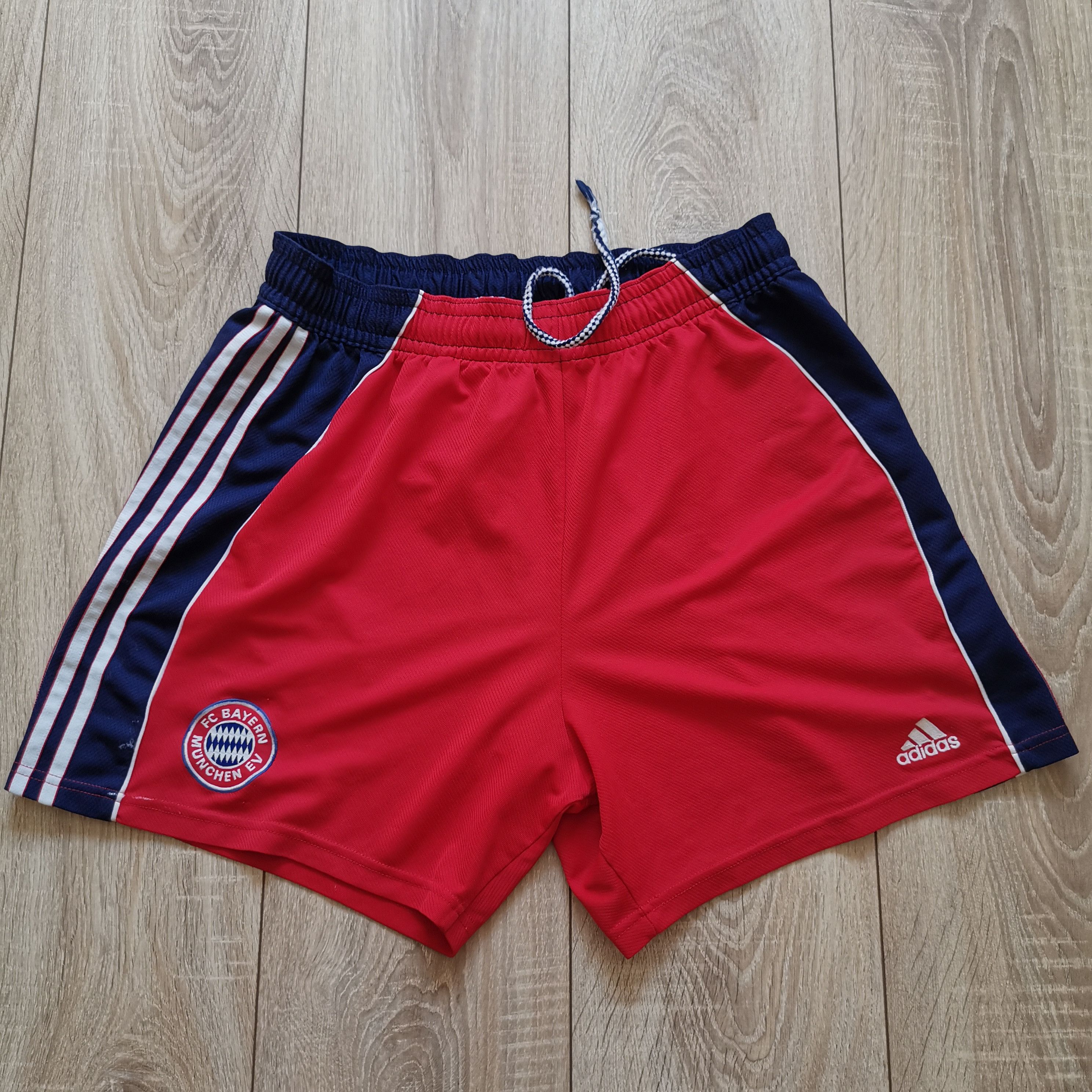 Adidas Bayern Munchen Munich FC VTG adidas shorts md in England M Size US 34 / EU 50 - 2 Thumbnail