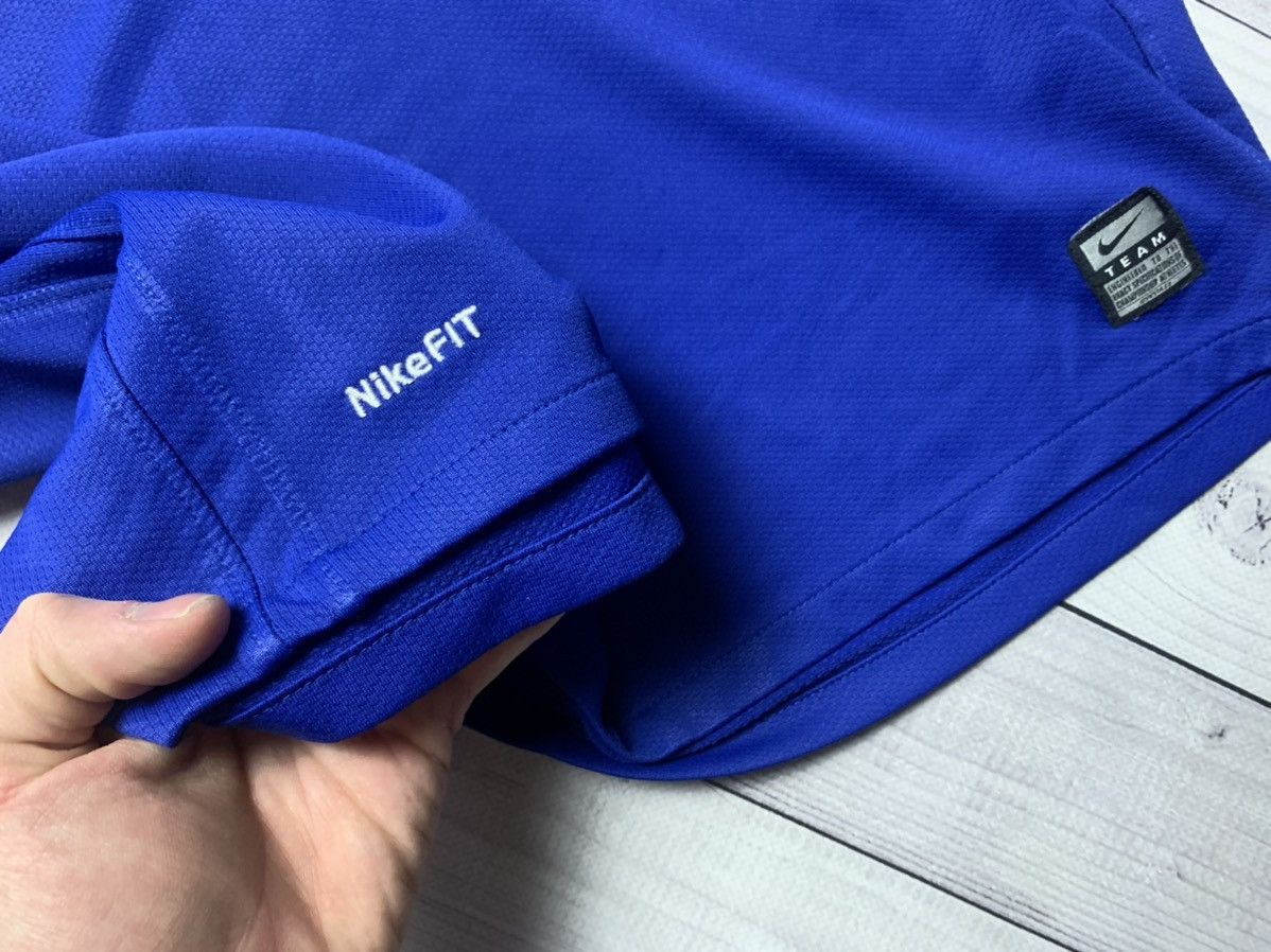 Vintage Vintage Nike soccer jersey Manchester United long Blue Size US L / EU 52-54 / 3 - 6 Thumbnail