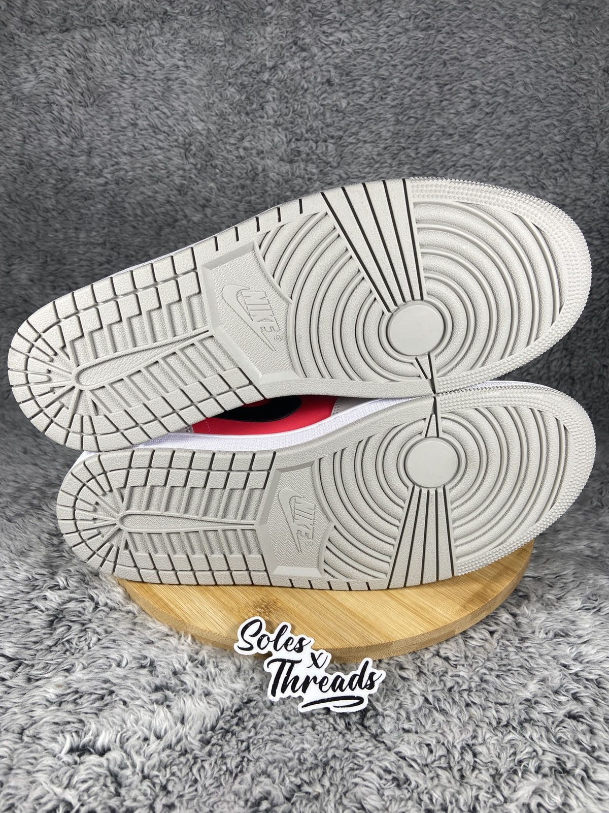 Jordan Brand Air Jordan 1 Low 'Light Iron Ore Siren Red' Women Size 12 Size US 12 / EU 45 - 9 Thumbnail