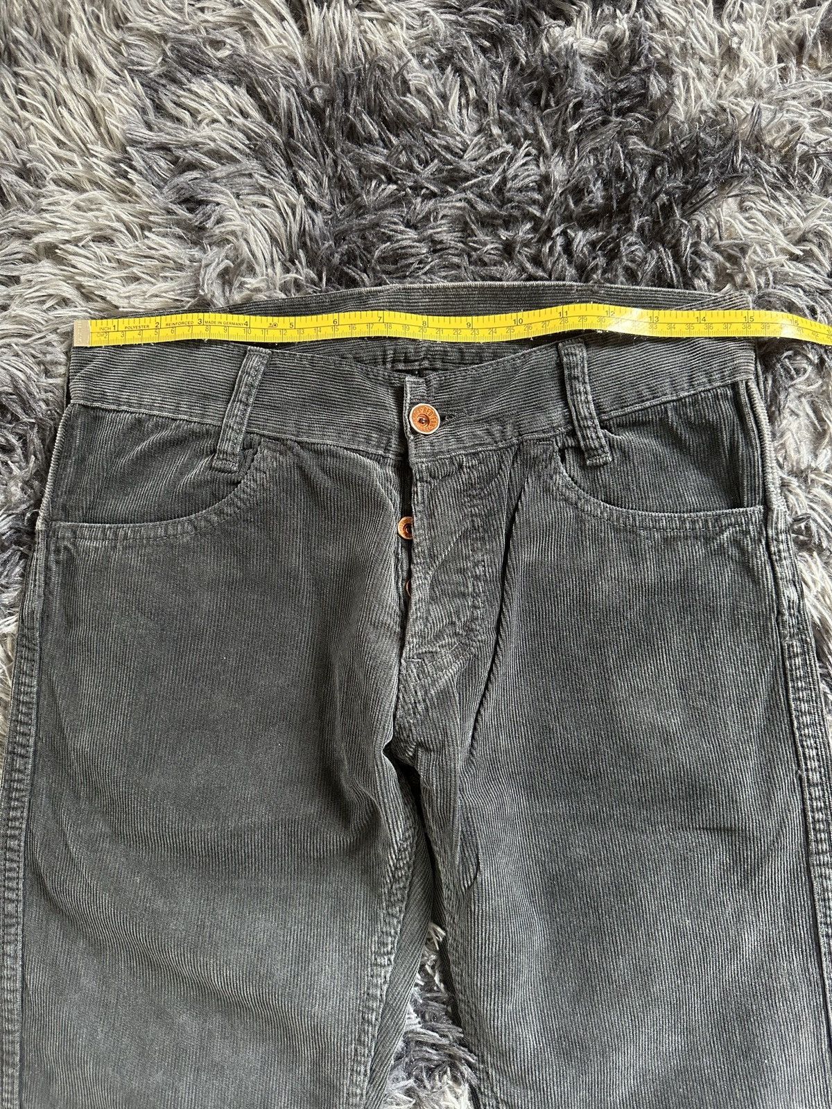 Paul Smith Red Ear 00's Paul Smith Red Ear Japan corduroy flared pant Size US 30 / EU 46 - 13 Thumbnail