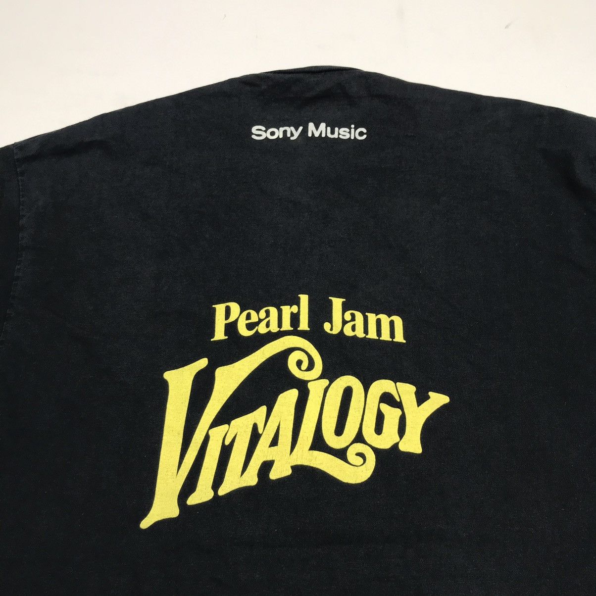 Band Tees × Vintage Rare vintage PEARL JAM Vitalogy album promo by sony music Size US L / EU 52-54 / 3 - 4 Thumbnail