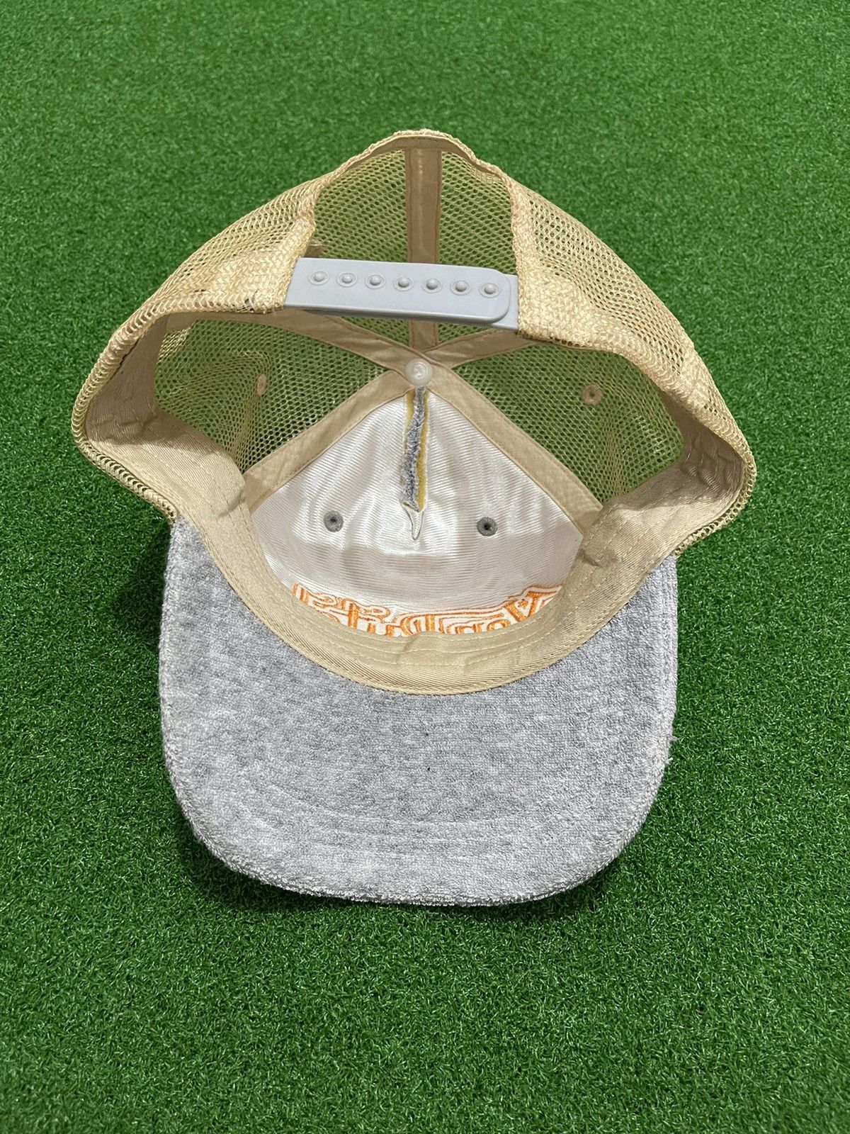 Von Dutch Rare Von Dutch Trucker Hats Size ONE SIZE - 7 Thumbnail