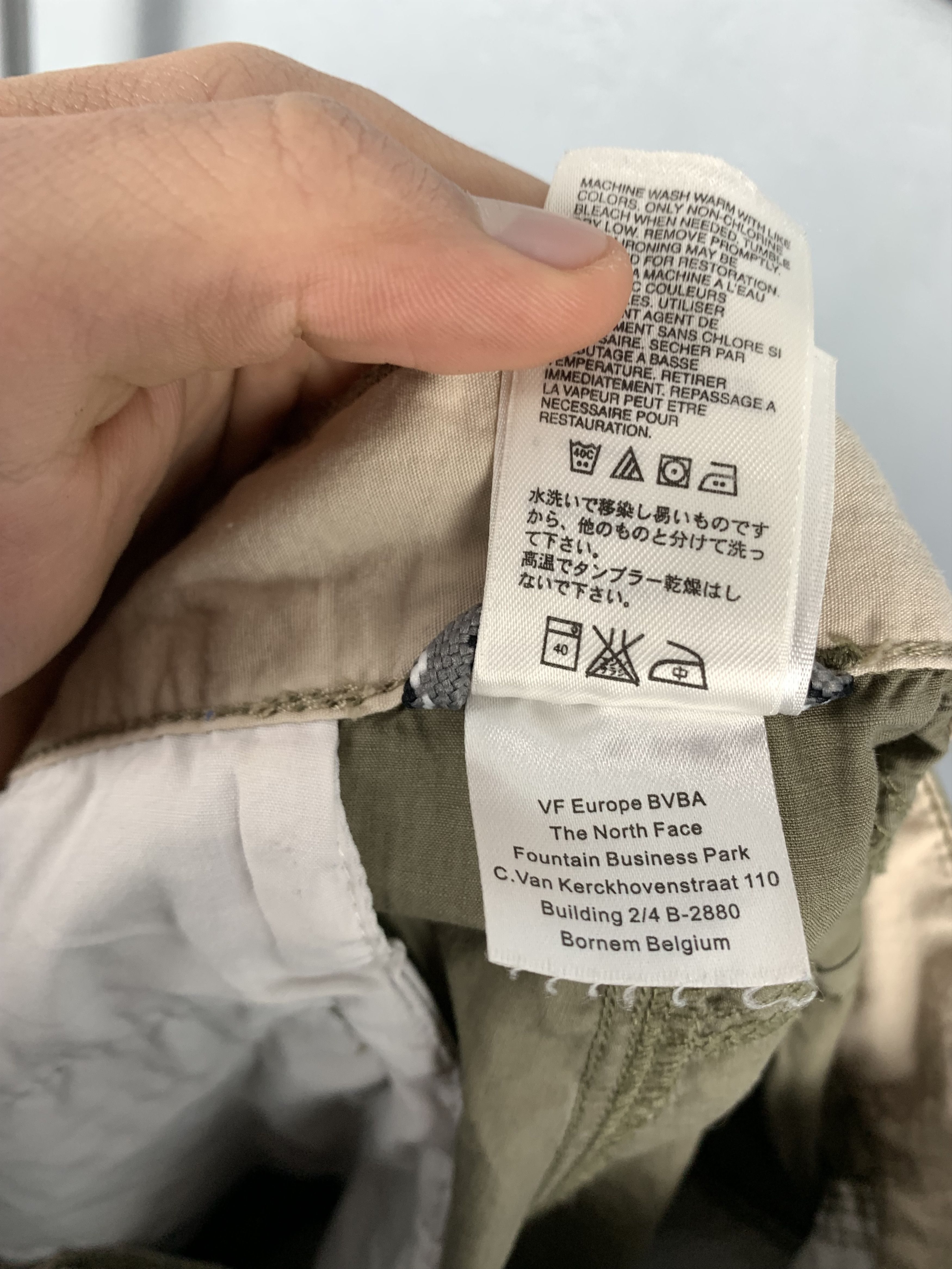 The North Face × Vintage The North Face TNF Mens Cargo Shorts Size US 30 / EU 46 - 6 Thumbnail