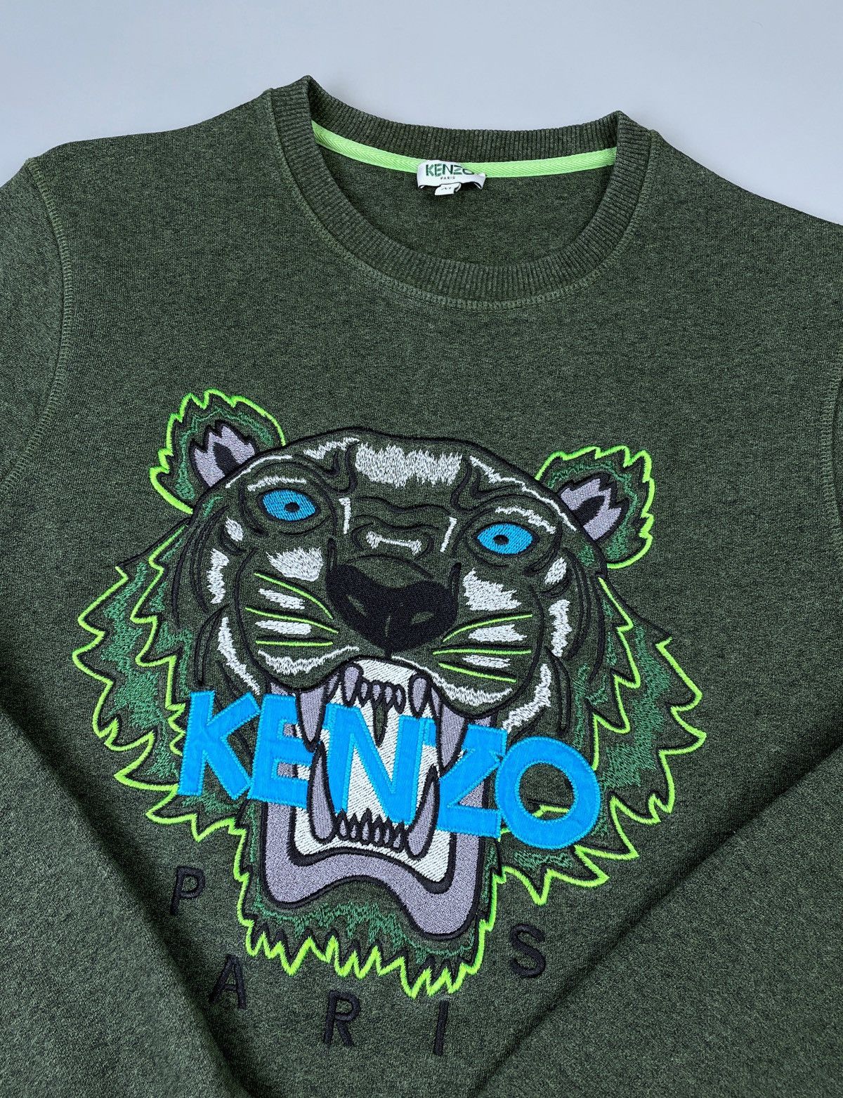 Kenzo Vintage KENZO Embroidered Tiger Crew Neck Sweatshirt Size M Size US M / EU 48-50 / 2 - 5 Thumbnail