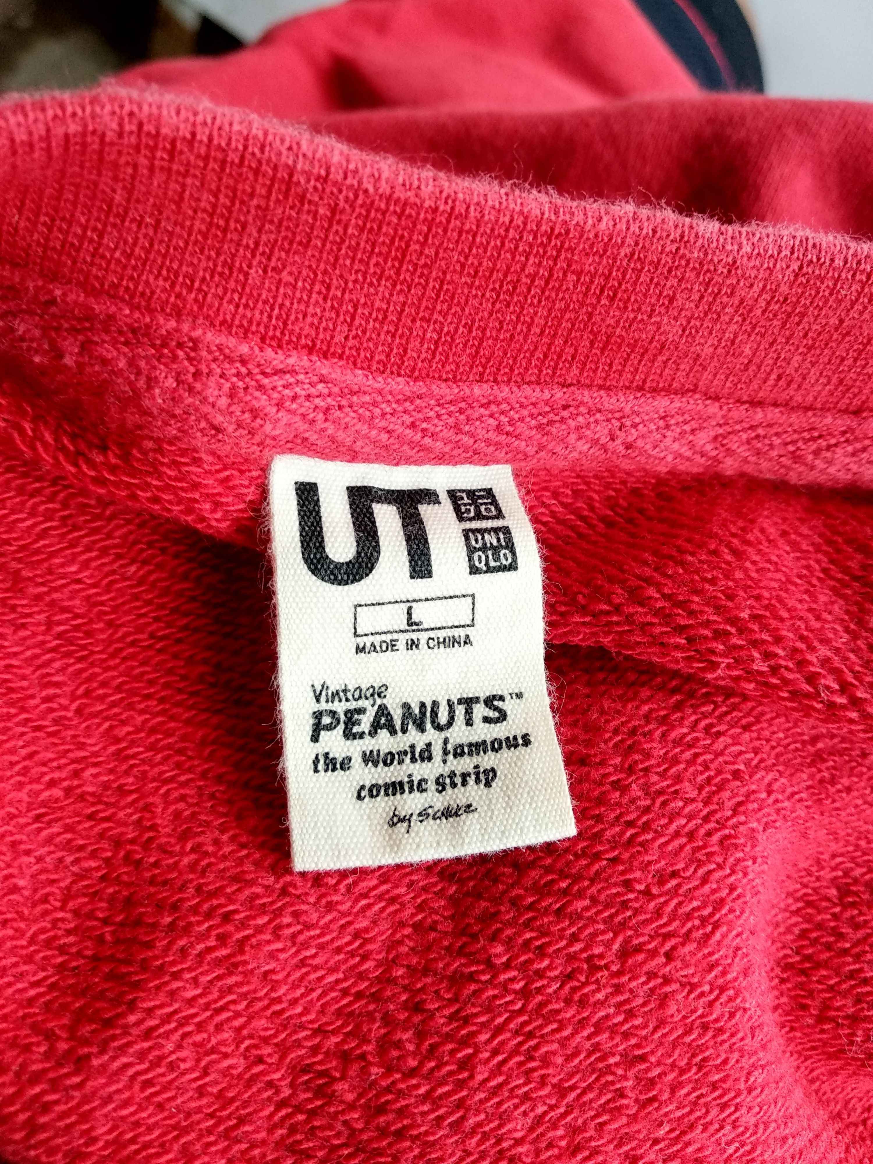 Cartoon Network Uniqlo Peanuts Sweatshirt/Size L/Red Colour Size US L / EU 52-54 / 3 - 5 Thumbnail