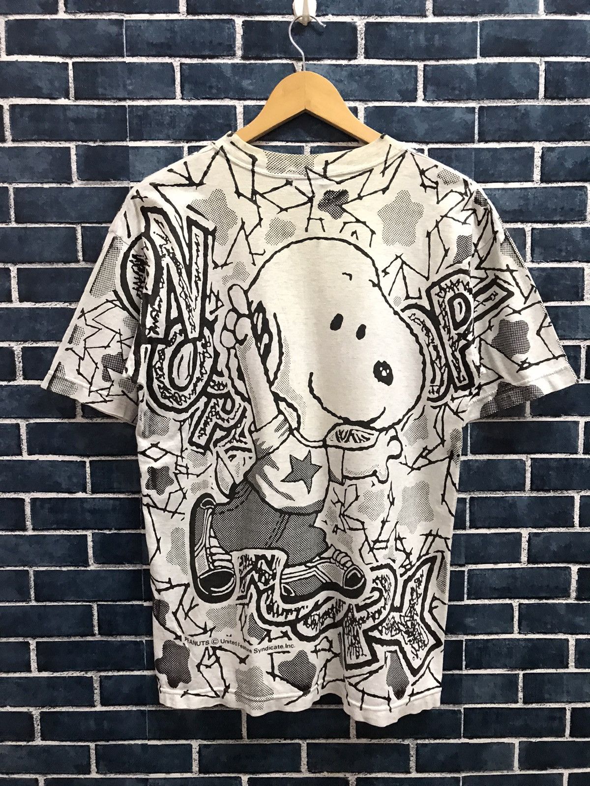 Peanuts × Vintage Vintage 90’s Peanuts Snoopy All Over Print Tshirt Size US M / EU 48-50 / 2 - 7 Thumbnail