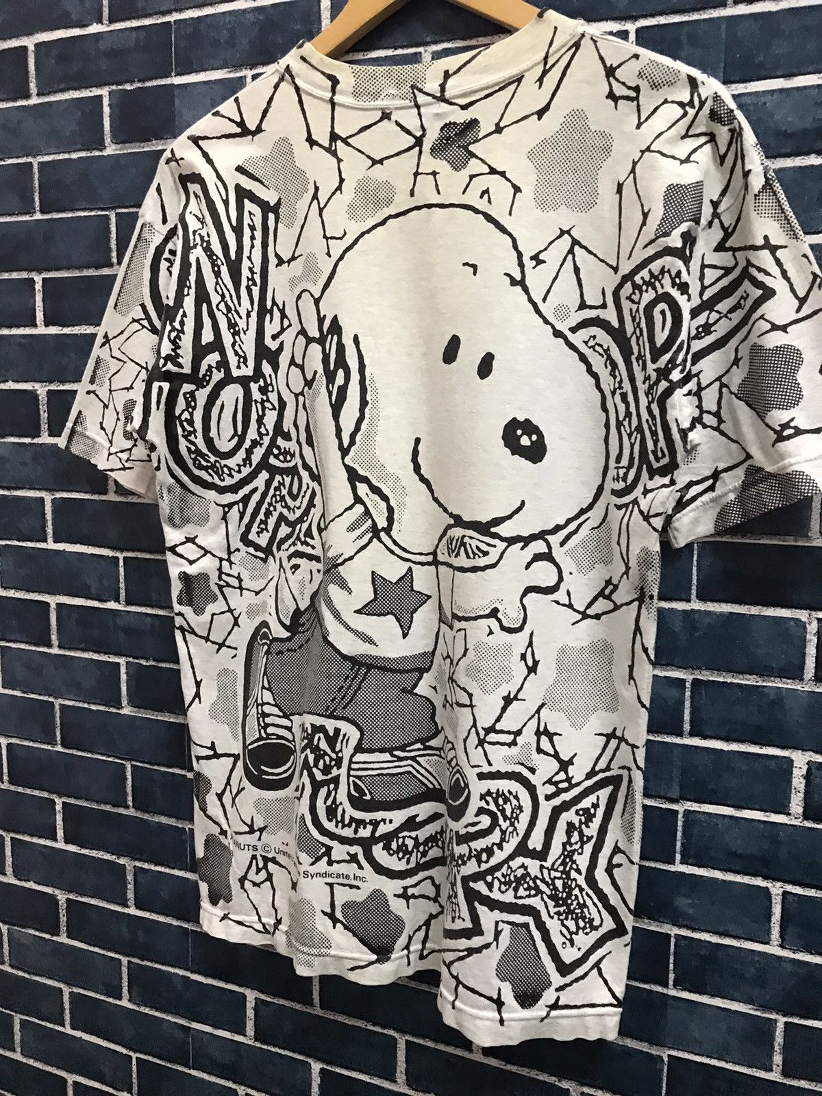 Peanuts × Vintage Vintage 90’s Peanuts Snoopy All Over Print Tshirt Size US M / EU 48-50 / 2 - 8 Thumbnail