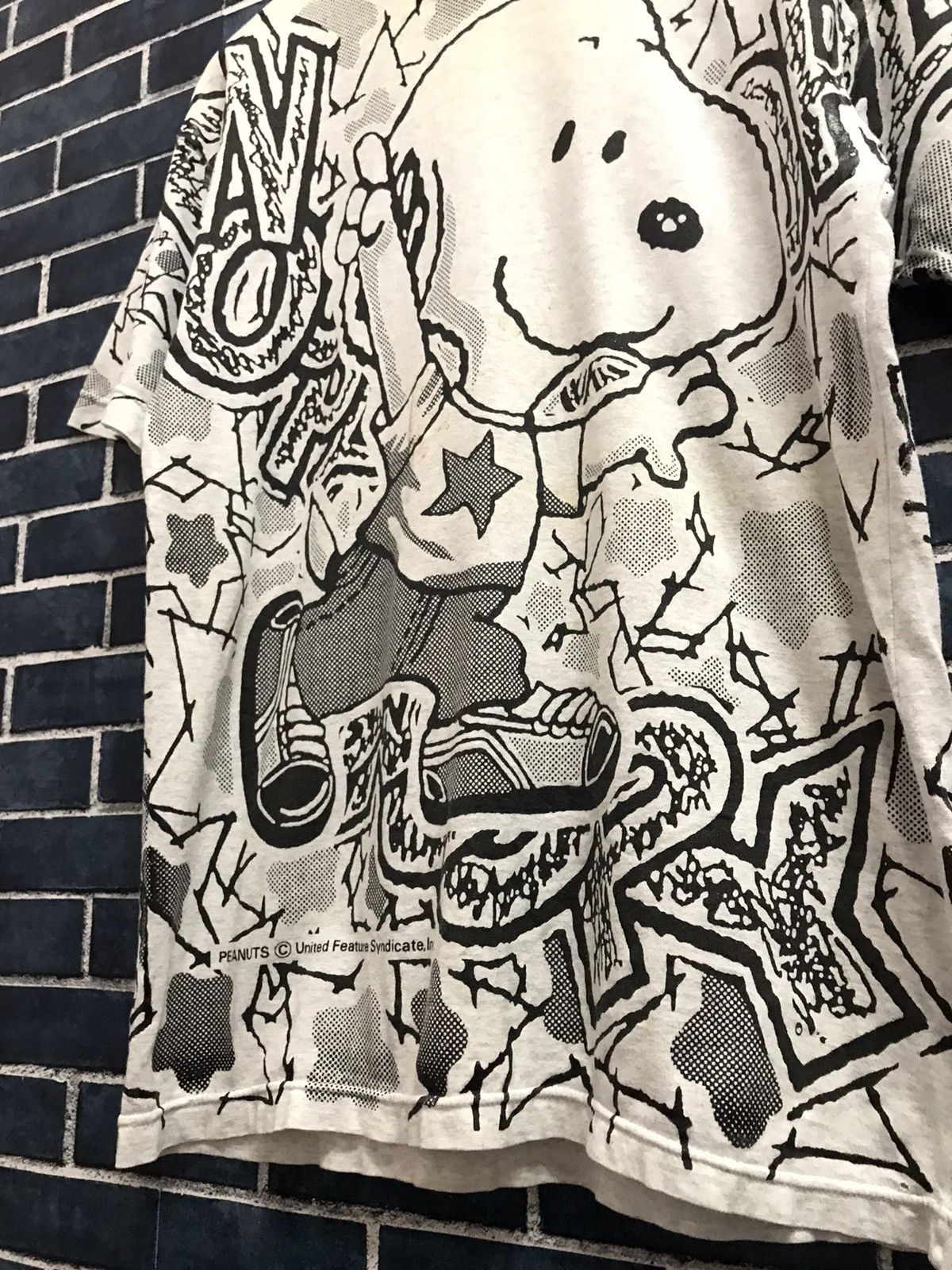Peanuts × Vintage Vintage 90’s Peanuts Snoopy All Over Print Tshirt Size US M / EU 48-50 / 2 - 4 Thumbnail
