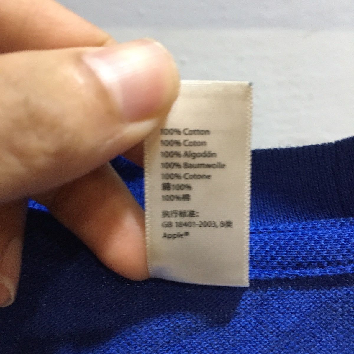 Apple Apple Centre Logo Tee Size US L / EU 52-54 / 3 - 4 Thumbnail