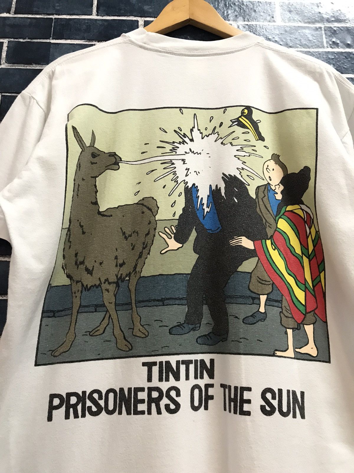 Cartoon Network × Vintage Vintage 90’s TinTin Prisoners Of The Sun Big Print tee Size US L / EU 52-54 / 3 - 5 Thumbnail