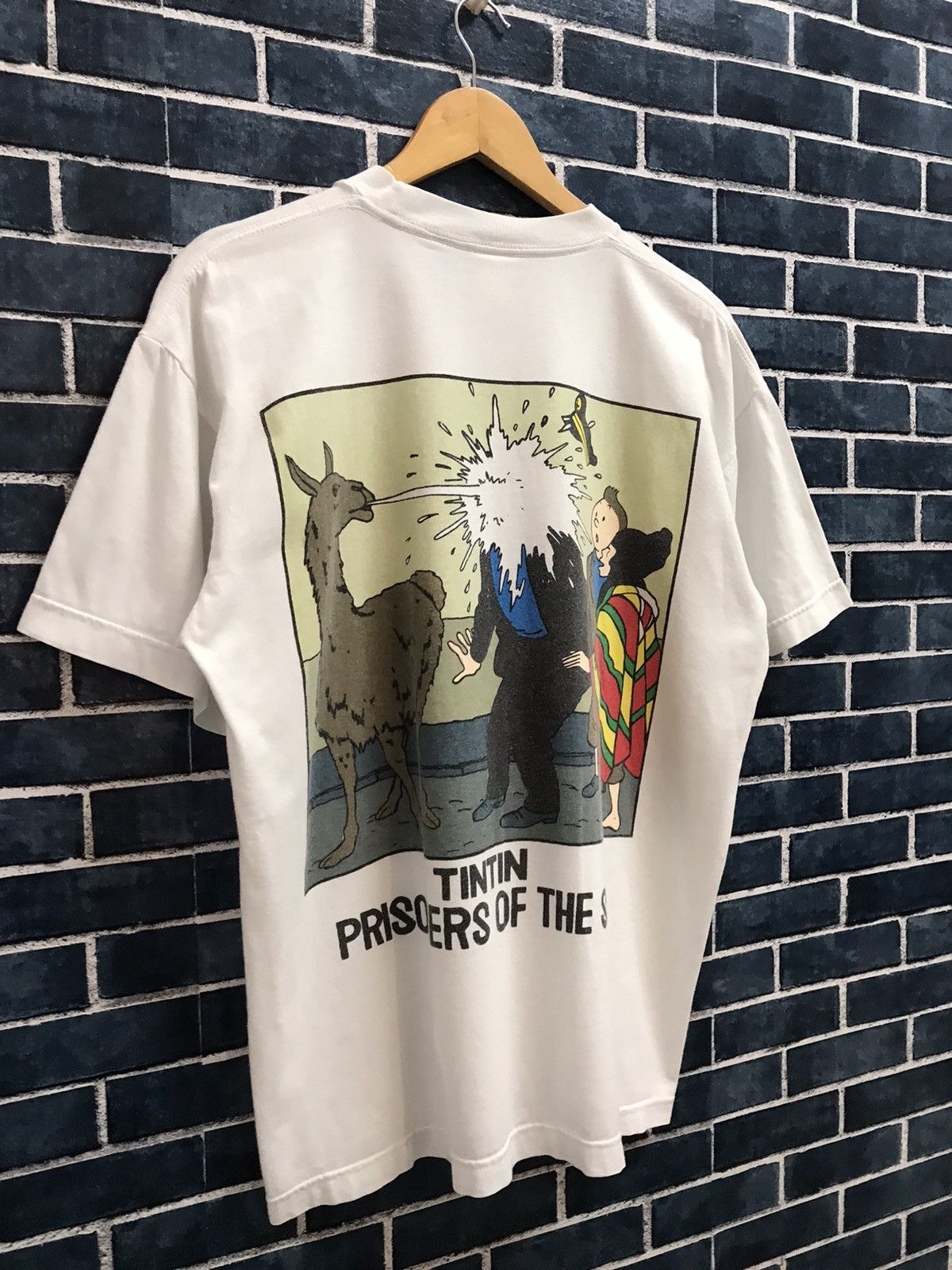 Cartoon Network × Vintage Vintage 90’s TinTin Prisoners Of The Sun Big Print tee Size US L / EU 52-54 / 3 - 4 Thumbnail