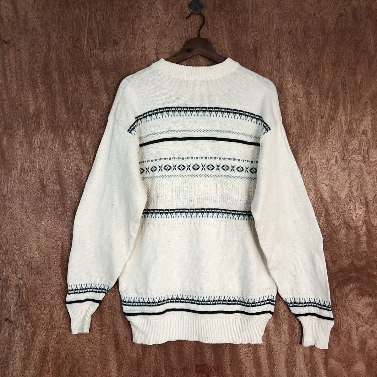 Vintage DL Guy White sweatshirt stripe Knitwear #c752 Size US M / EU 48-50 / 2 - 11 Thumbnail