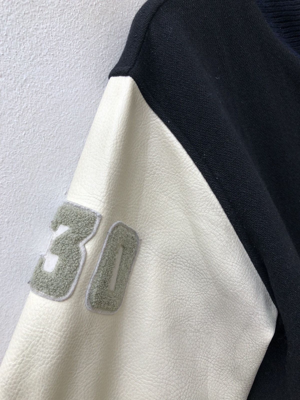 Narcotic GDC Vintage GDC 2000 Japan Leather Sleeves Varsity Bomber Size US S / EU 44-46 / 1 - 8 Thumbnail