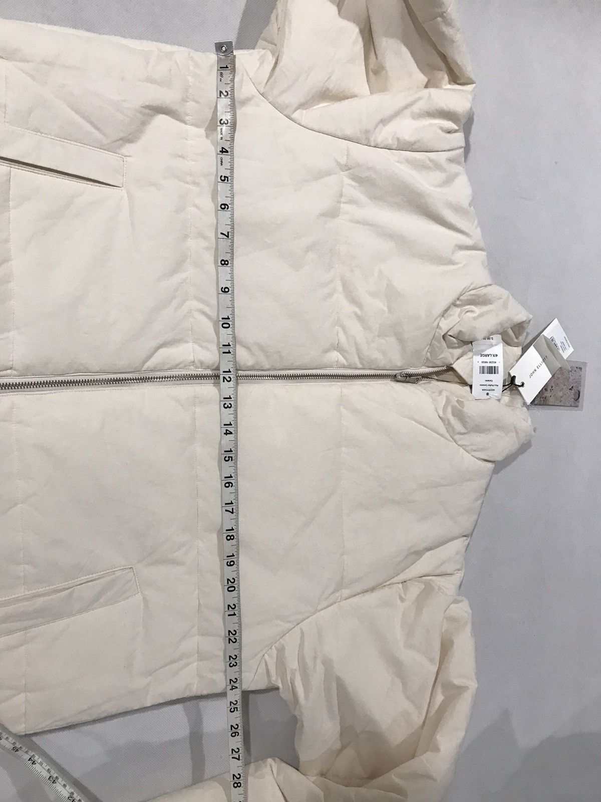 John Elliott John Elliott pico puffer jacket. 4/XL. $898 Size US XL / EU 56 / 4 - 6 Thumbnail