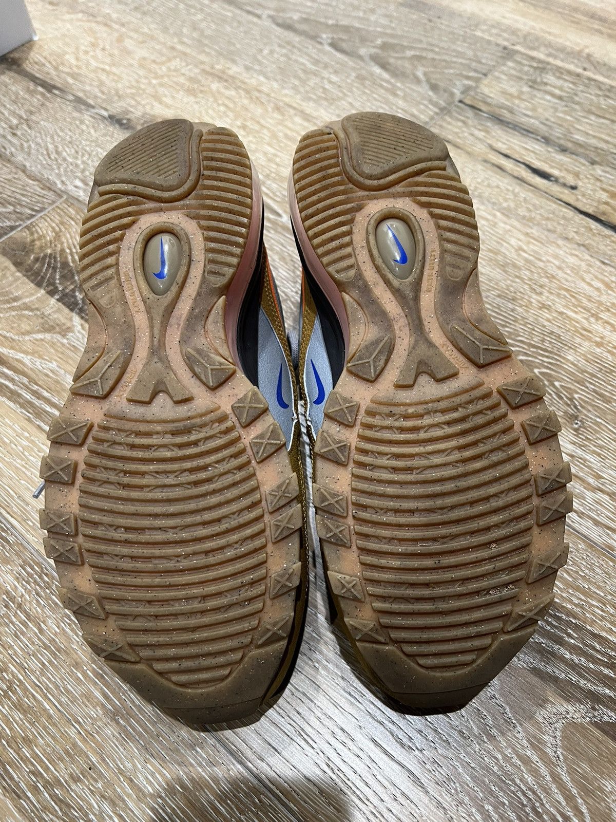 Nike Nike Air Max 97 Utility Men's 'Sepia Stone' Sneakers Size US 7.5 / EU 40-41 - 6 Thumbnail