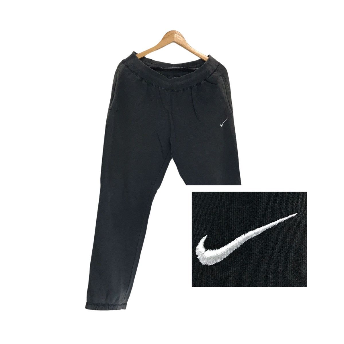 Nike × Vintage Vintage Nike Sweatpants Black Faded Size US 33 - 1 Thumbnail