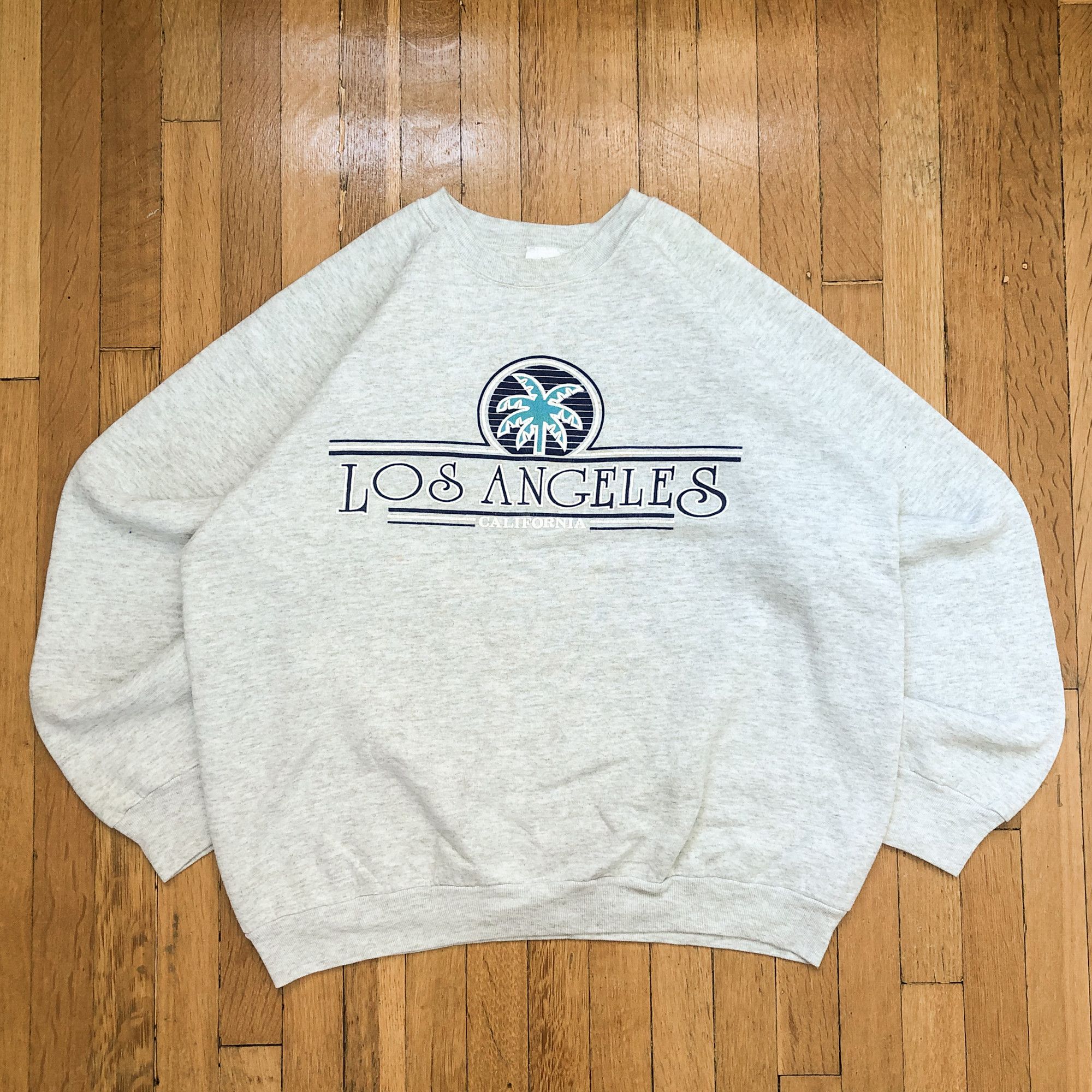 Fruit Of The Loom × Vintage 90s Boxy Faded 'Los Angeles California' Sweatshirt Size US XL / EU 56 / 4 - 2 Thumbnail