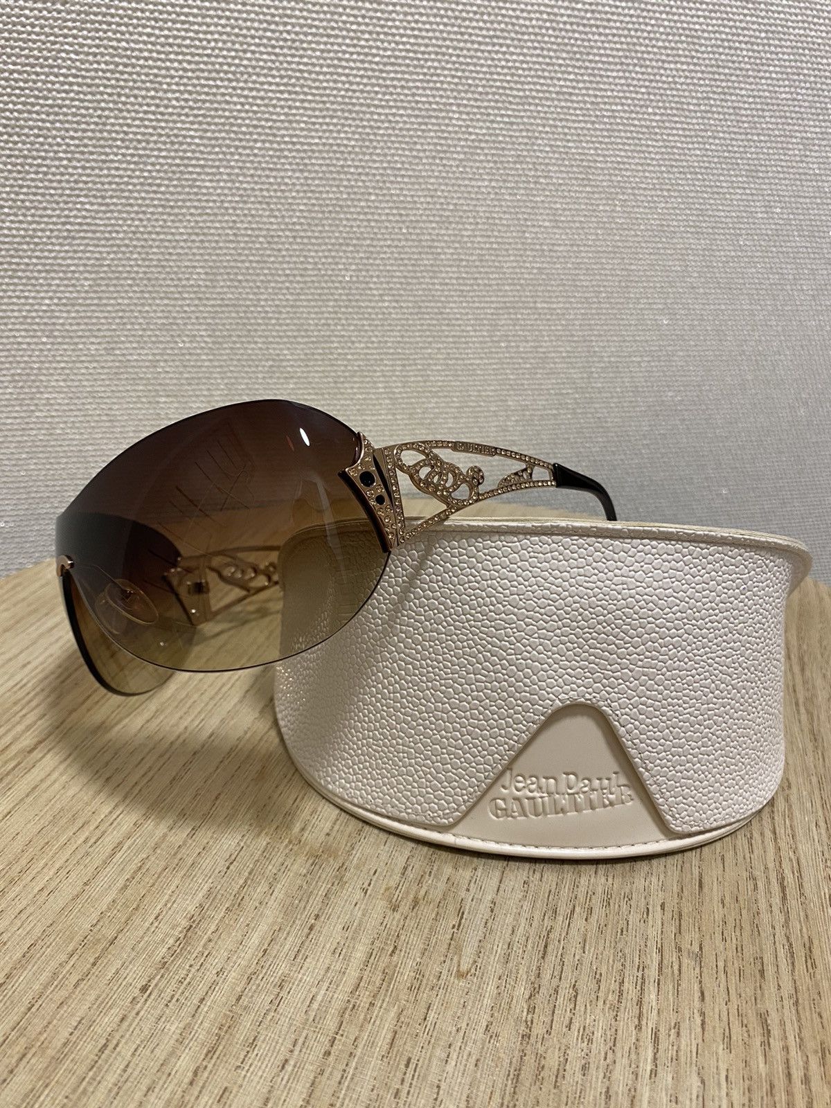 Vintage Jean Paul Gaultier Vintage Made in Italy WMNS Sunglasses Size ONE SIZE - 2 Thumbnail