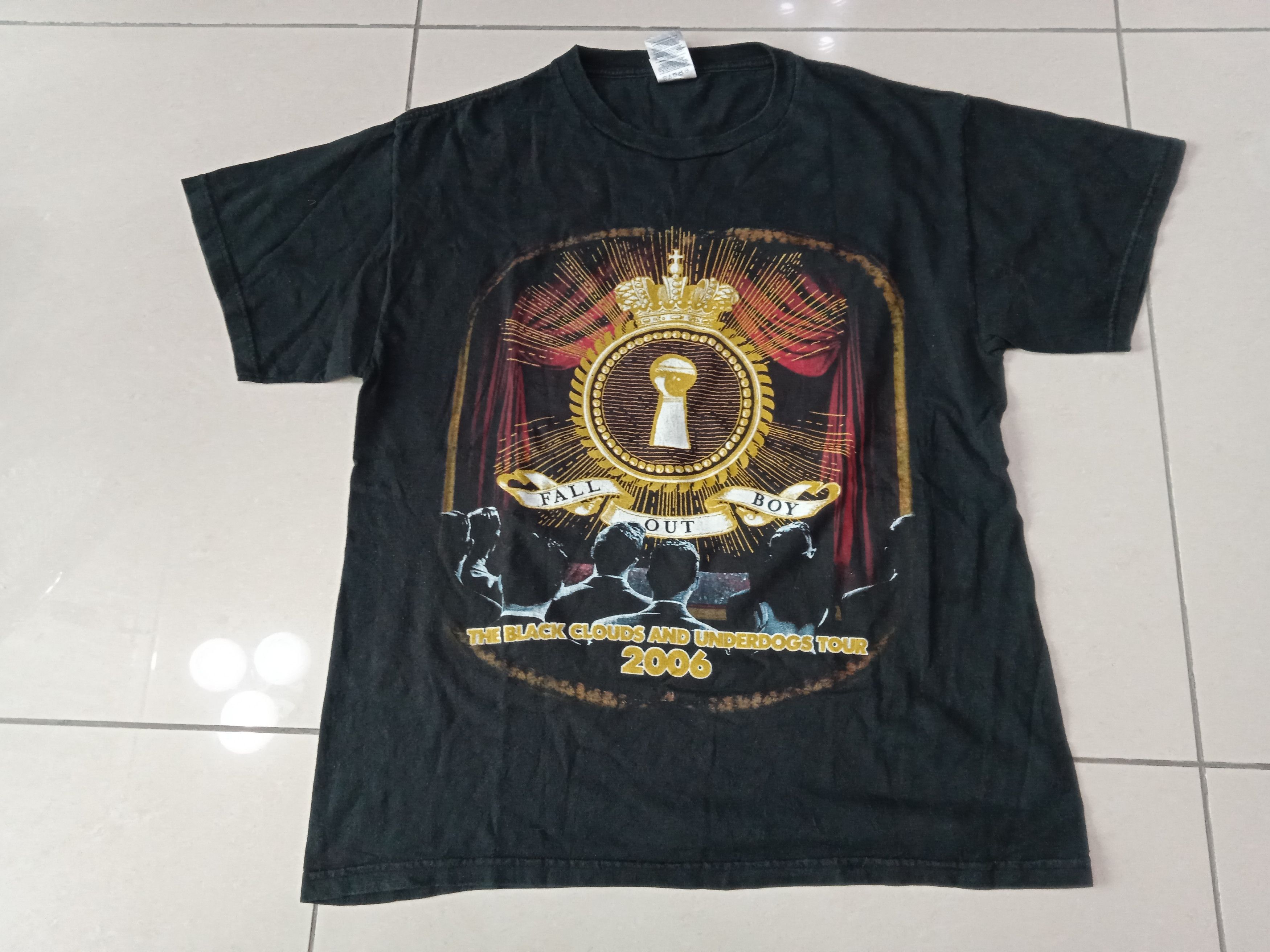 Vintage Vintage 2000s Fall Out Boy 2006 T Shirt Size US M / EU 48-50 / 2 - 2 Thumbnail