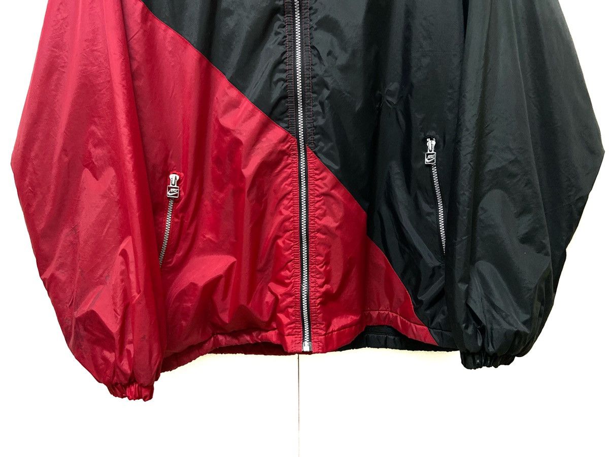 Nike × Vintage VINTAGE 90's NIKE SWOOSH BIG LOGO SPELL OUT JACKET Size US XL / EU 56 / 4 - 9 Thumbnail