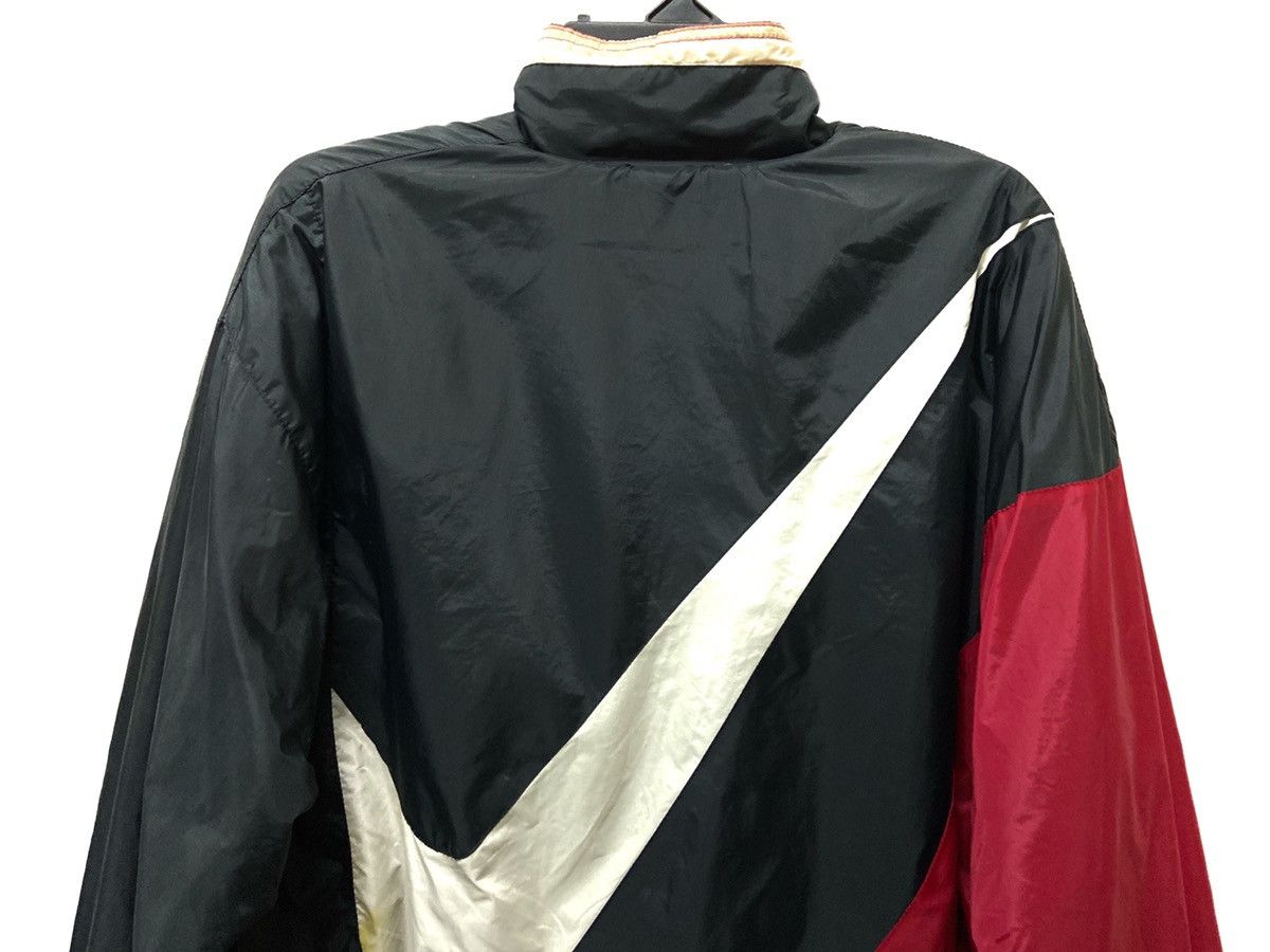 Nike × Vintage VINTAGE 90's NIKE SWOOSH BIG LOGO SPELL OUT JACKET Size US XL / EU 56 / 4 - 10 Thumbnail