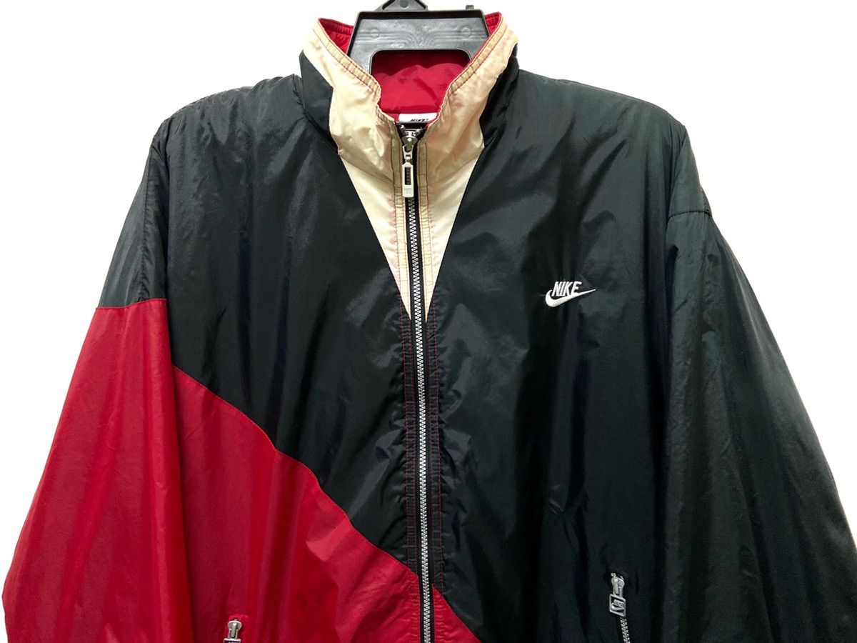 Nike × Vintage VINTAGE 90's NIKE SWOOSH BIG LOGO SPELL OUT JACKET Size US XL / EU 56 / 4 - 3 Thumbnail