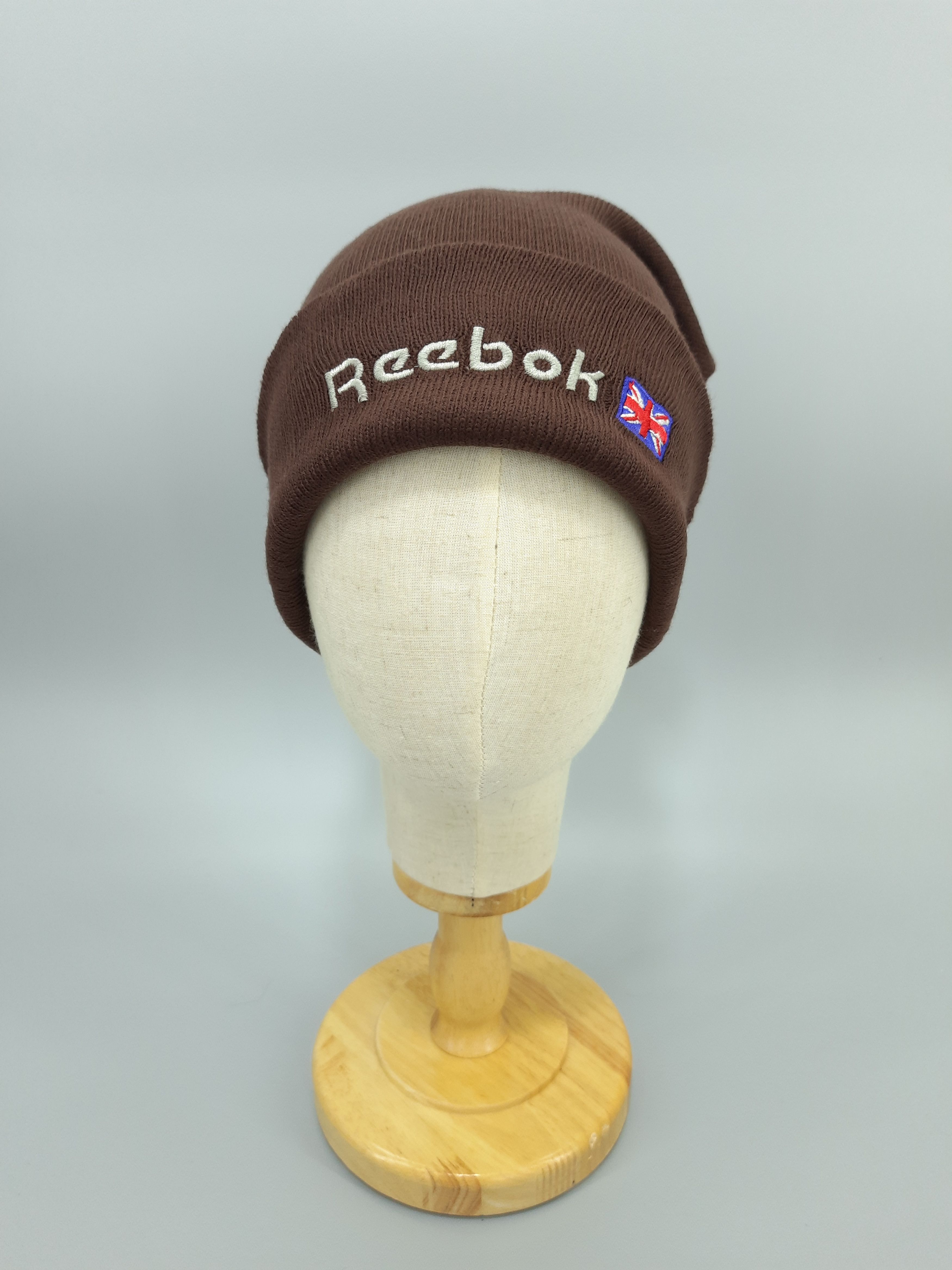 Reebok × Vintage Reebok Beanie Hat/Cap - BN218 Size ONE SIZE - 1 Thumbnail