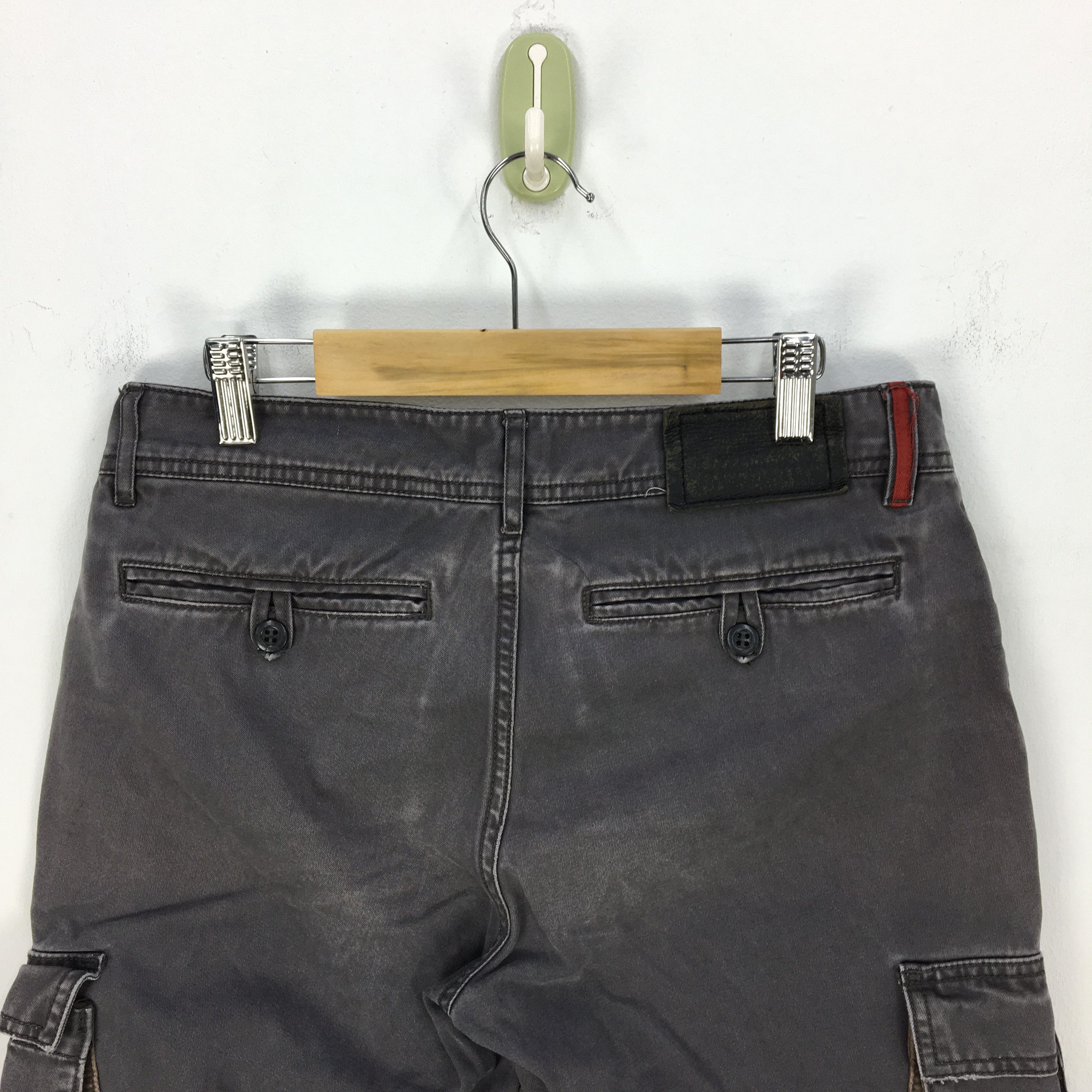 Levi's × Vintage Levis Cargo Pants Levis Multi Pocket Bondage Pants Trousers Size 28" / US 6 / IT 42 - 6 Thumbnail