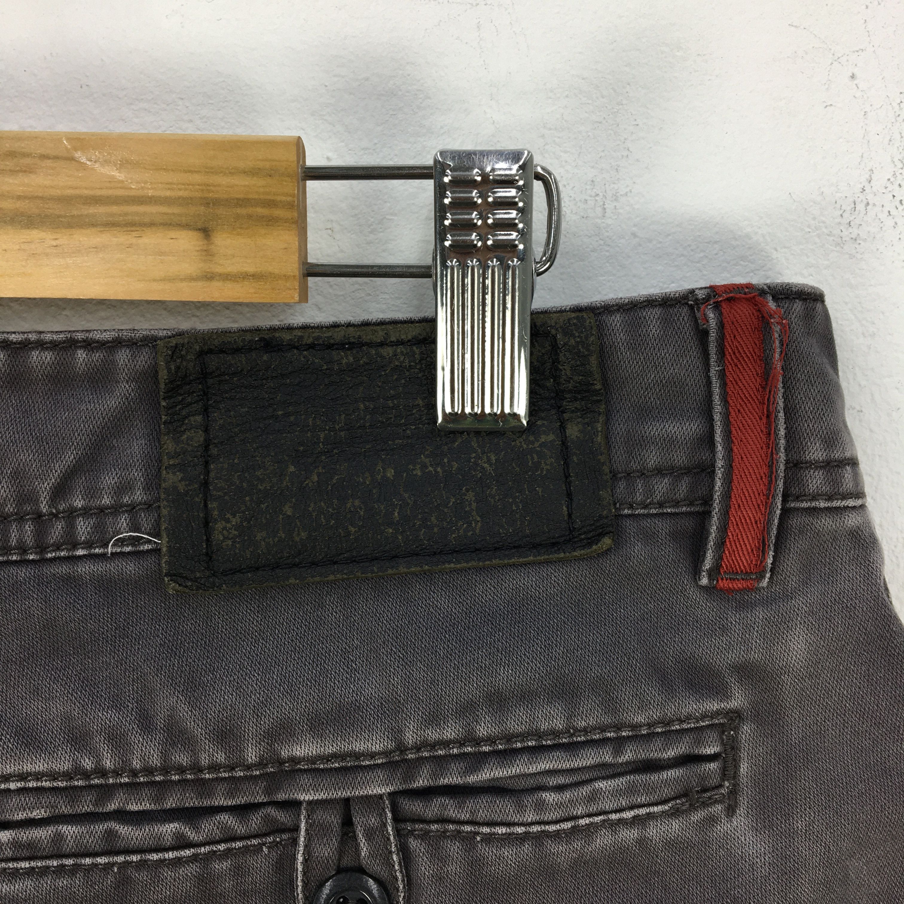 Levi's × Vintage Levis Cargo Pants Levis Multi Pocket Bondage Pants Trousers Size 28" / US 6 / IT 42 - 10 Thumbnail
