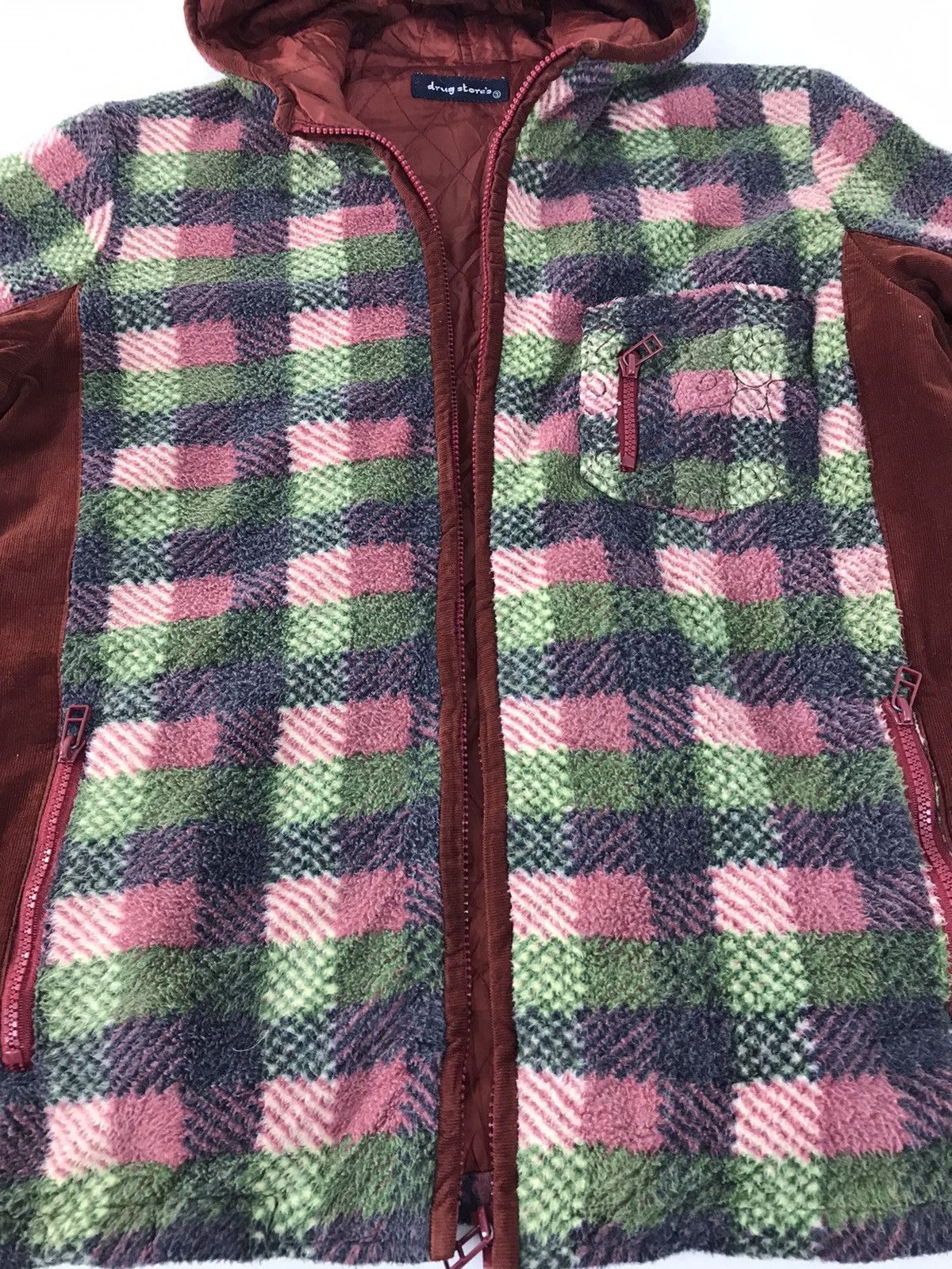 Japanese Brand Sweater Drug Store’s Fleece Striped Zipper Pocket Size US L / EU 52-54 / 3 - 7 Thumbnail