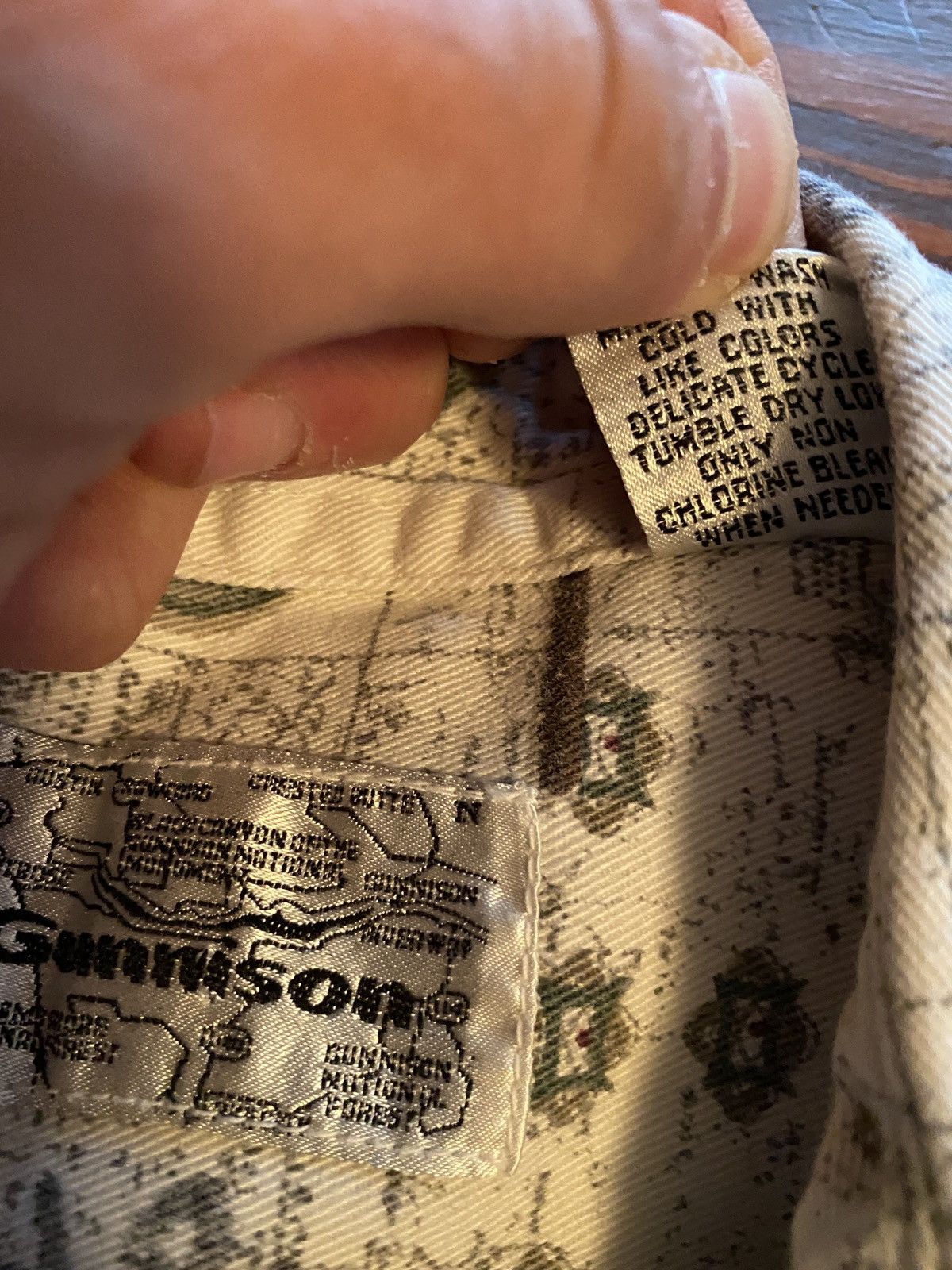 Vintage Vintage 90’s Gunnison Denim Outdoors Theme Button Up Size US XL / EU 56 / 4 - 5 Thumbnail