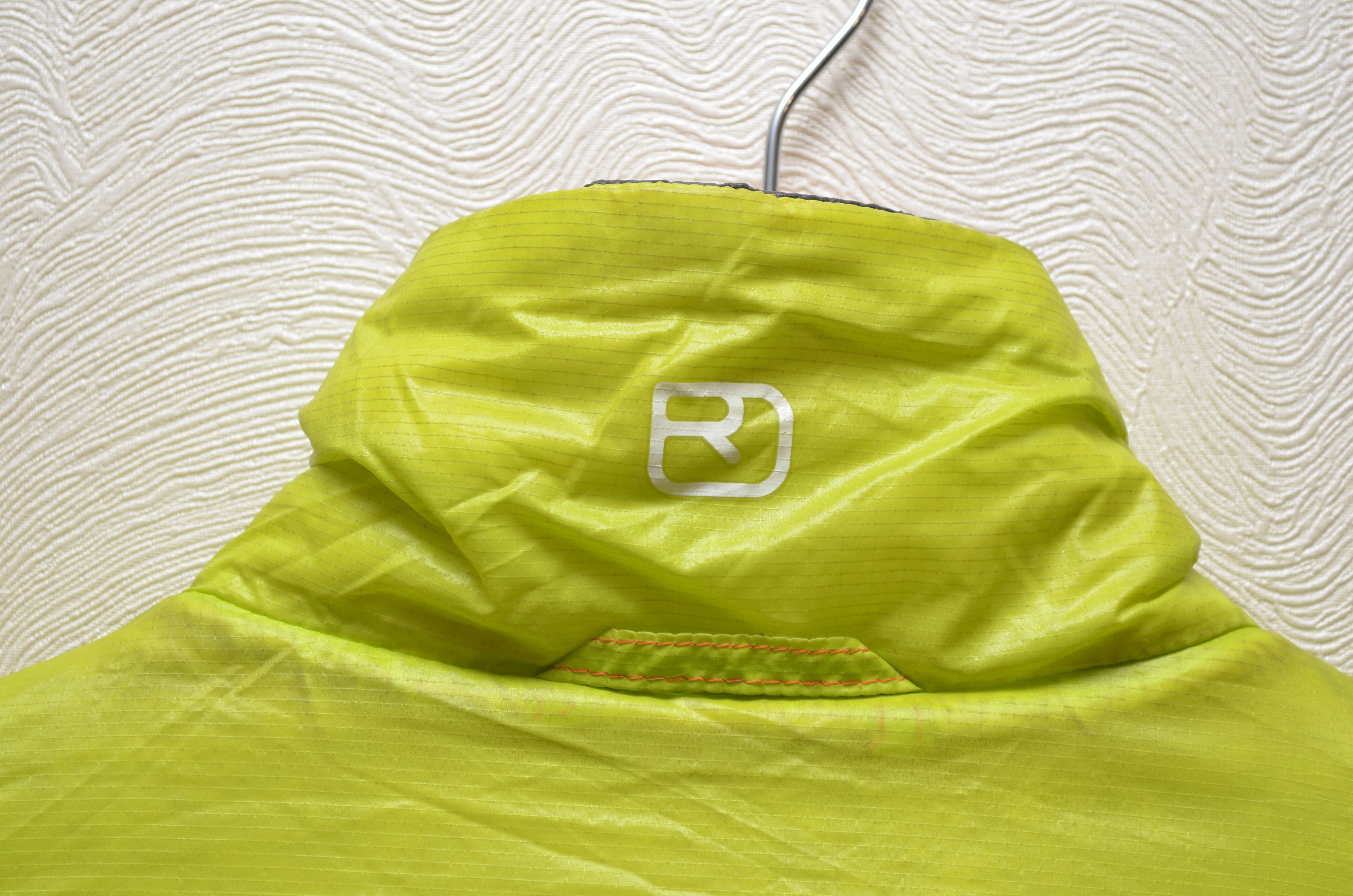 ORTOVOX Ortovox Swisswool Insulated Reversible Black Lime Jacket S Size US S / EU 44-46 / 1 - 18 Thumbnail