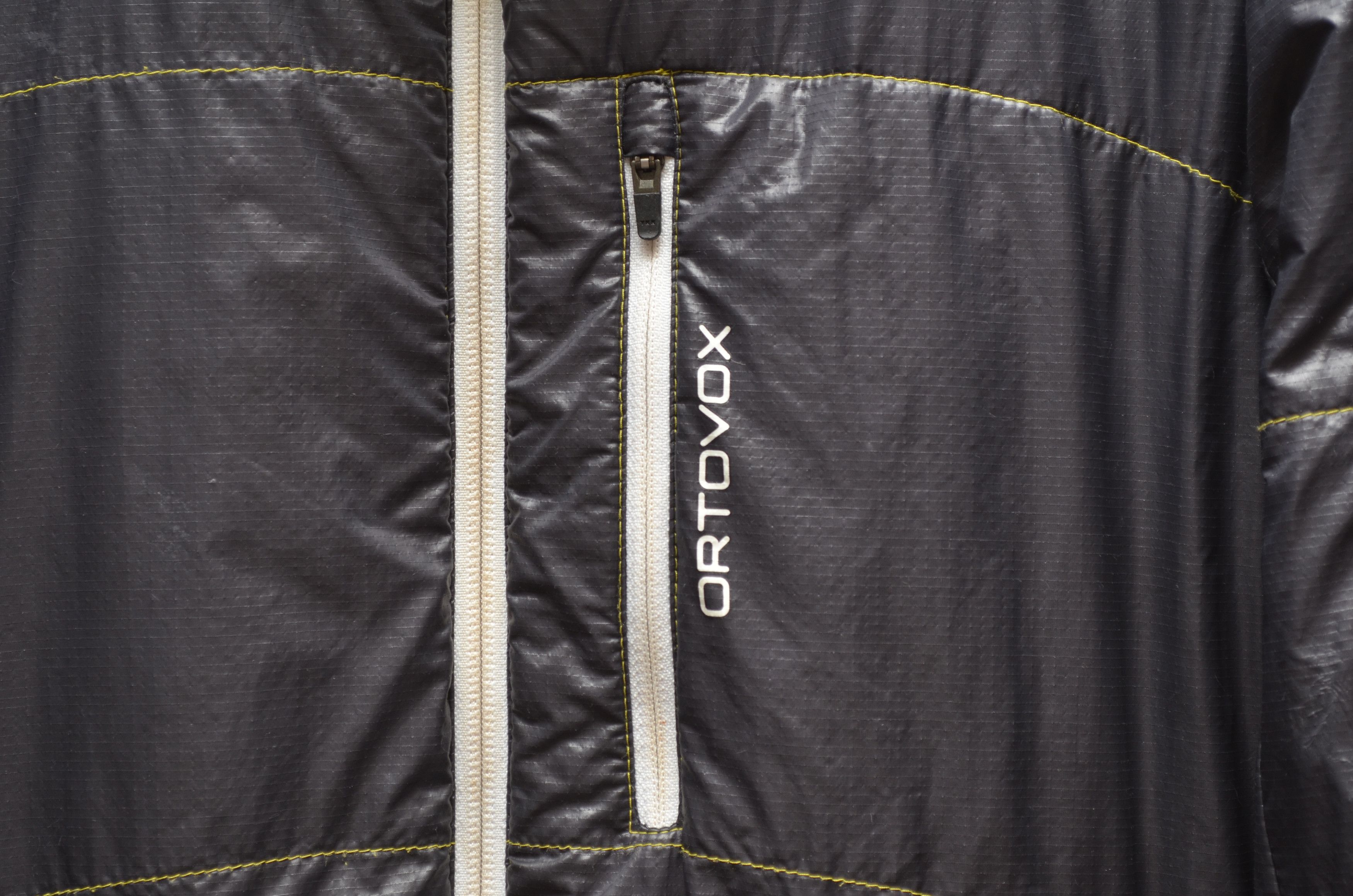 ORTOVOX Ortovox Swisswool Insulated Reversible Black Lime Jacket S Size US S / EU 44-46 / 1 - 4 Thumbnail