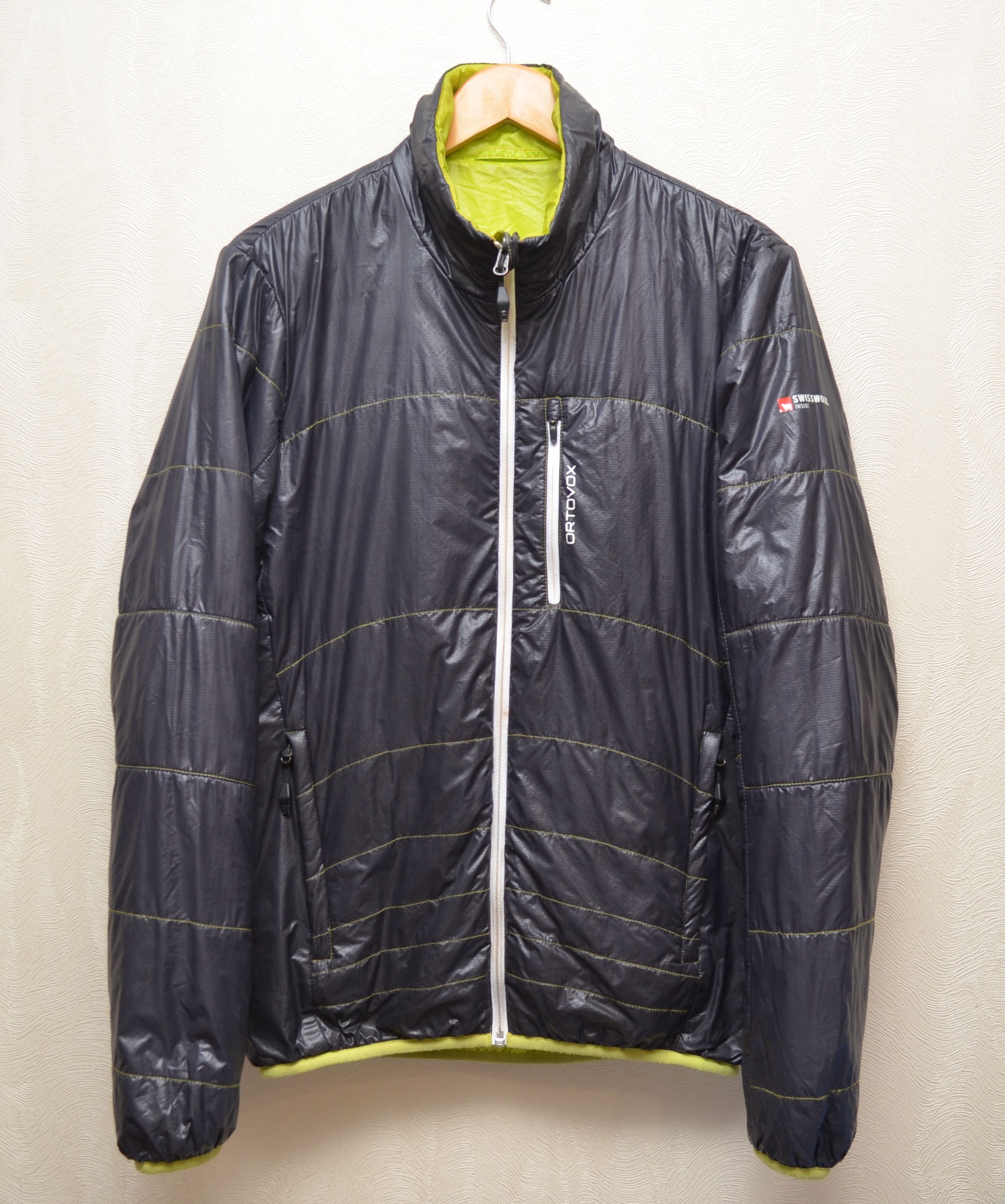 ORTOVOX Ortovox Swisswool Insulated Reversible Black Lime Jacket S Size US S / EU 44-46 / 1 - 1 Thumbnail