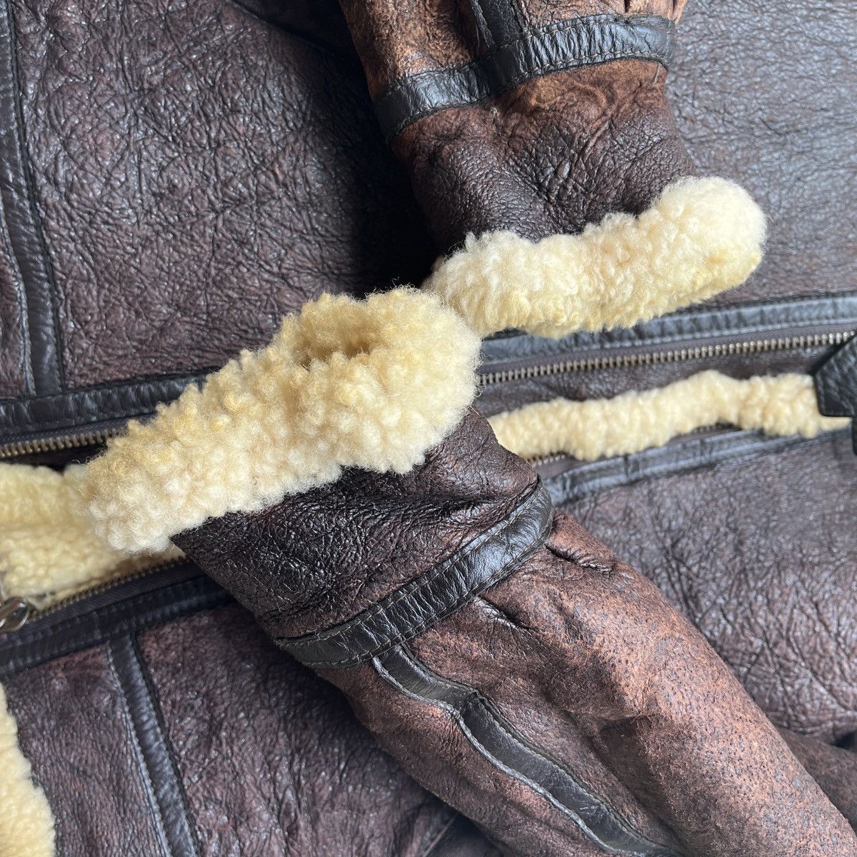 Vintage Resident Evil B3 SheepSkin Leather Coat Jacket Japan Size US M / EU 48-50 / 2 - 15 Thumbnail