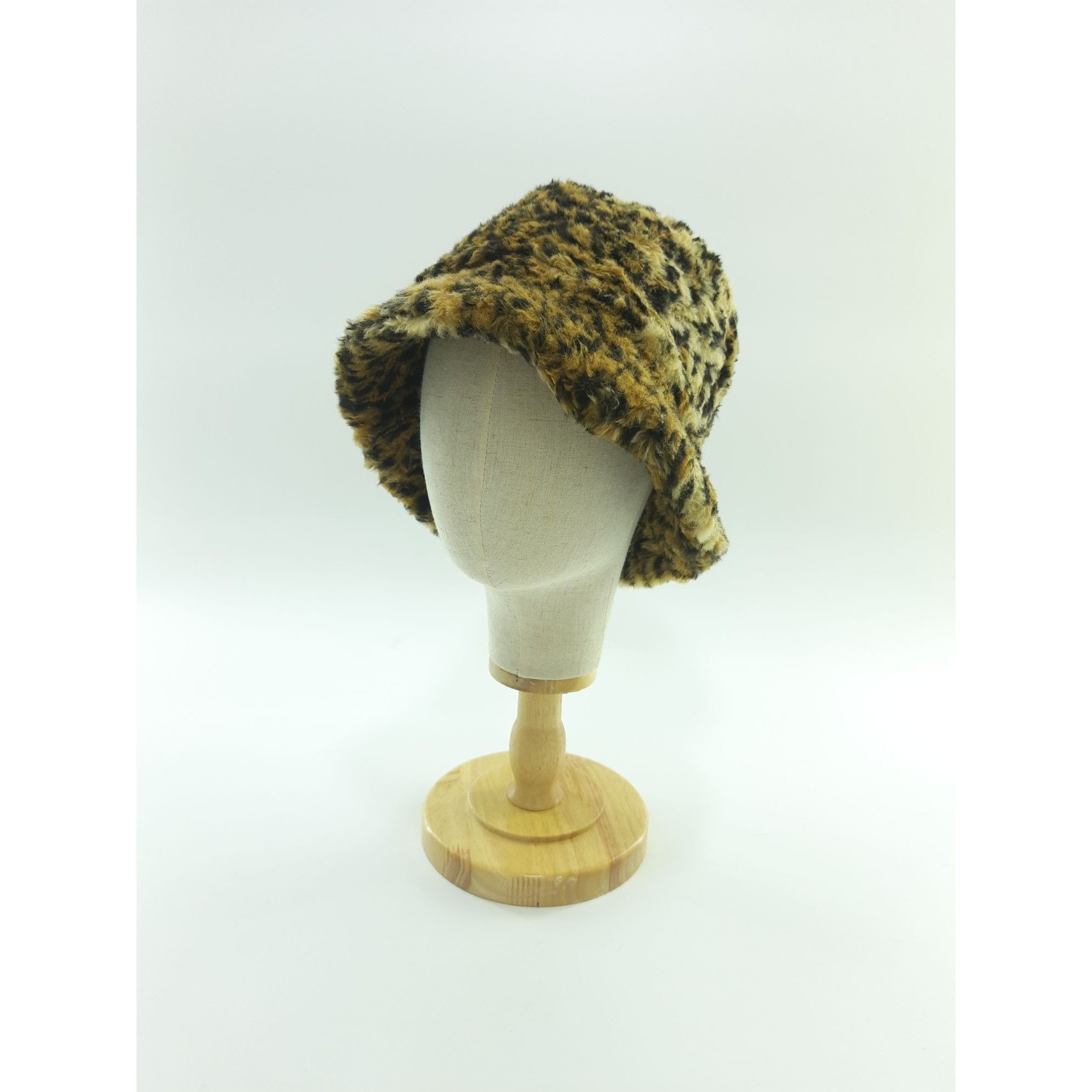 Japanese Brand × Vintage Leopard Nice Design Bucket Hat/Cap/Sun Hat - HT285 Size ONE SIZE - 2 Thumbnail