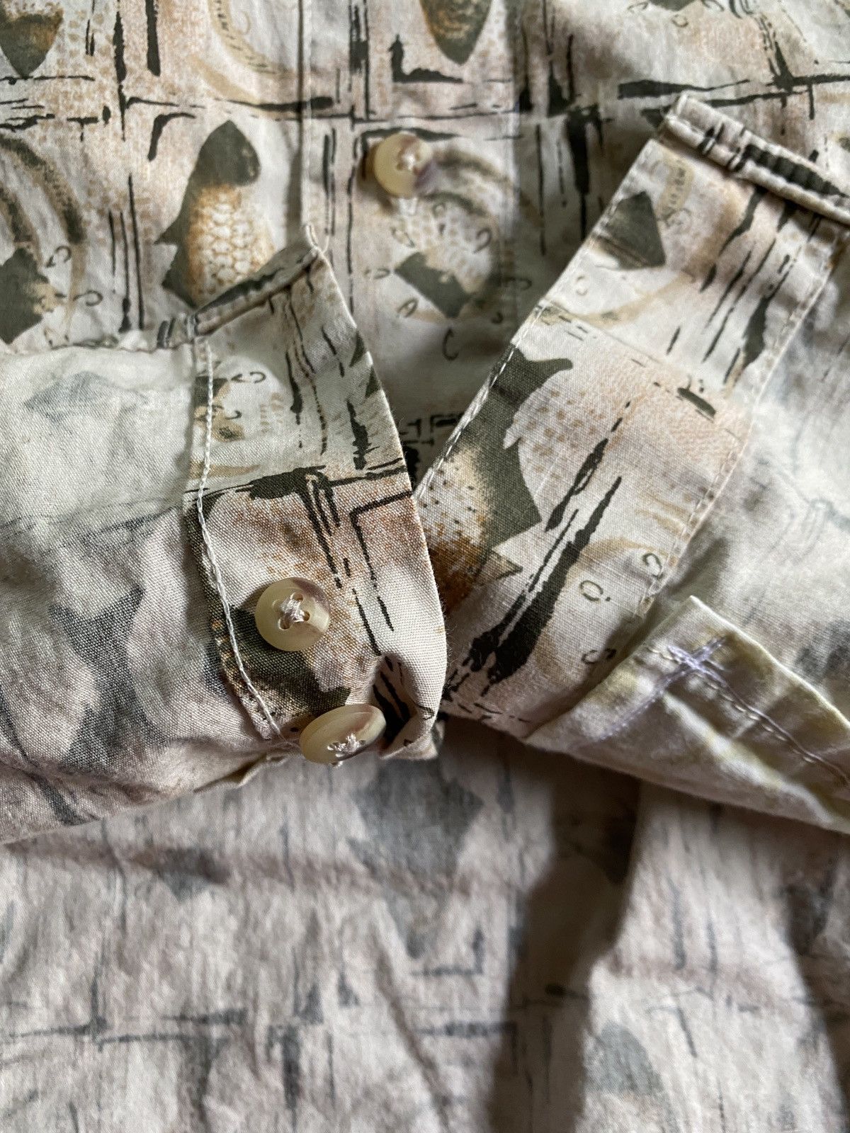 Vintage Vintage 90’s Munsingwear Fish All Over Button Up Size US L / EU 52-54 / 3 - 7 Thumbnail