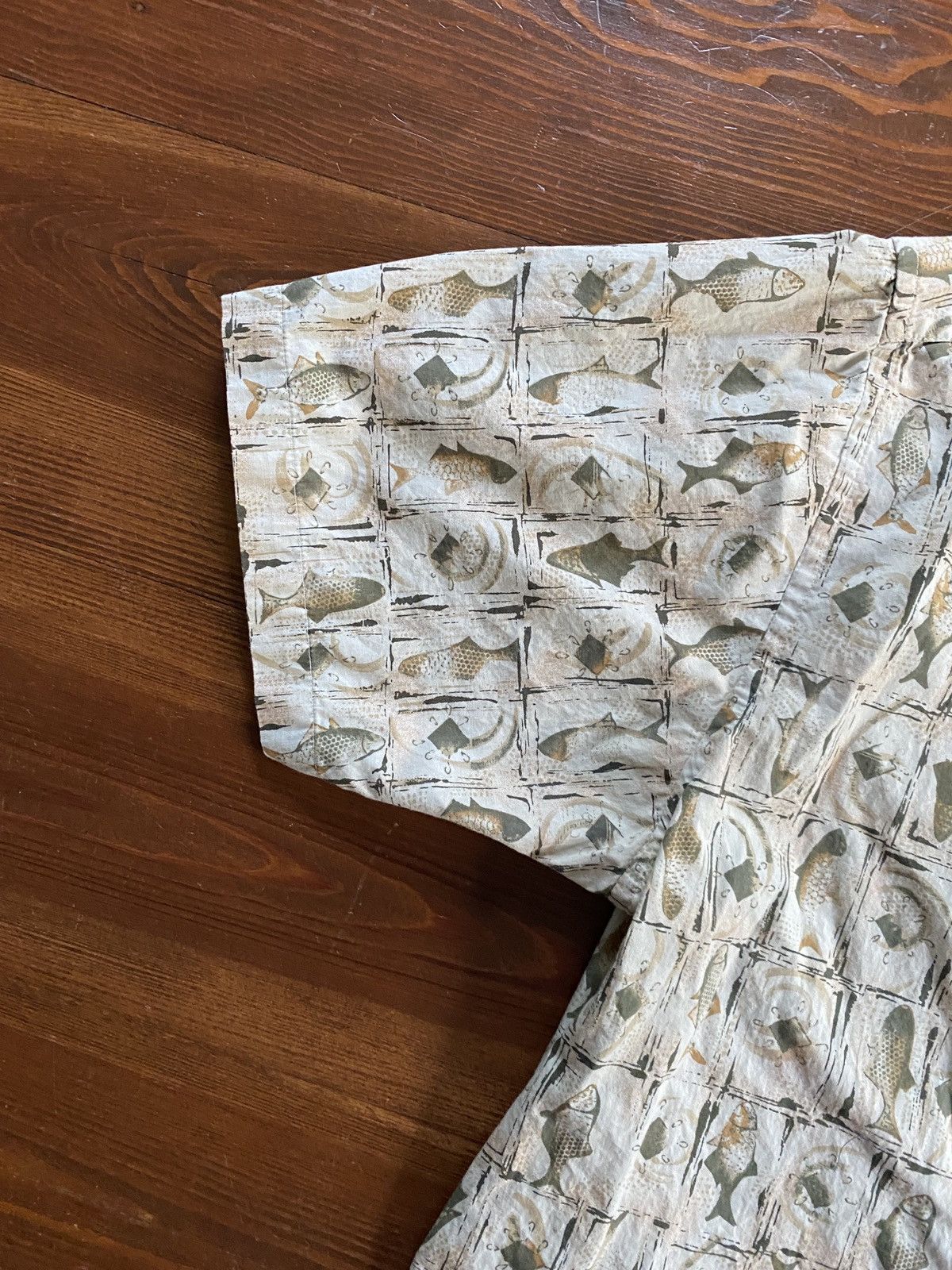 Vintage Vintage 90’s Munsingwear Fish All Over Button Up Size US L / EU 52-54 / 3 - 6 Thumbnail