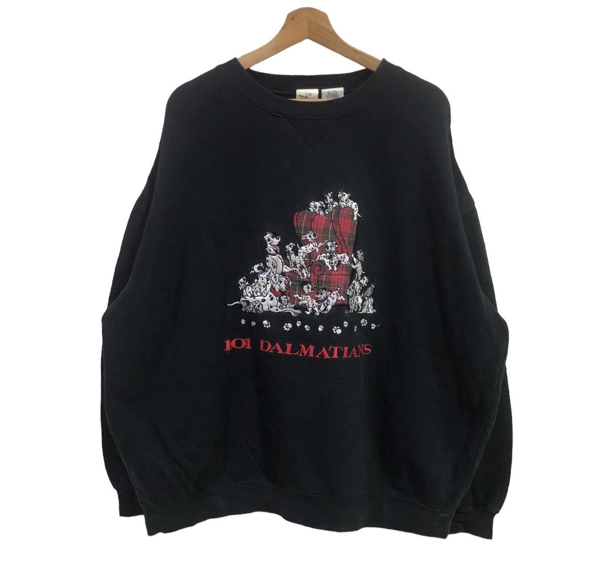 Disney Vintage Disney 101 Dalmatians Sweatshirts Size US XL / EU 56 / 4 - 1 Thumbnail