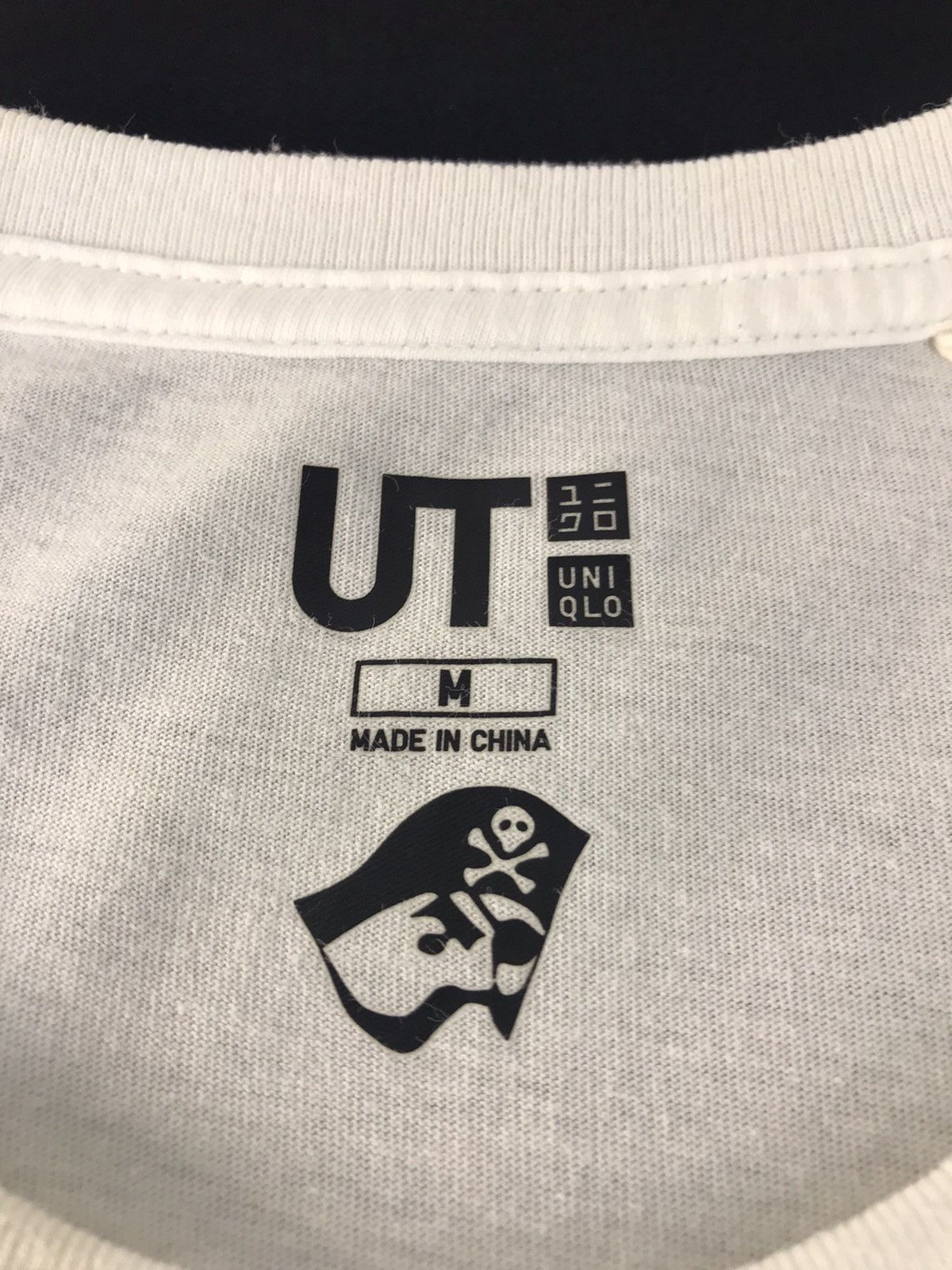 One Piece × Uniqlo UT X One Piece Pirates Romance Dawn For The New World Tee Size US S / EU 44-46 / 1 - 6 Thumbnail