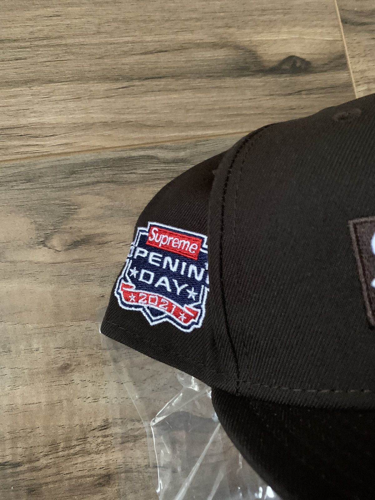 Supreme Supreme No Comp Box Logo New Era Size ONE SIZE - 2 Thumbnail