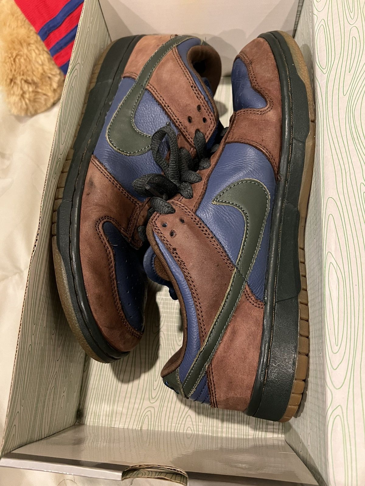 Nike Nike Dunk SB Low Barf - 304292-431 Size US 9.5 / EU 42-43 - 4 Thumbnail