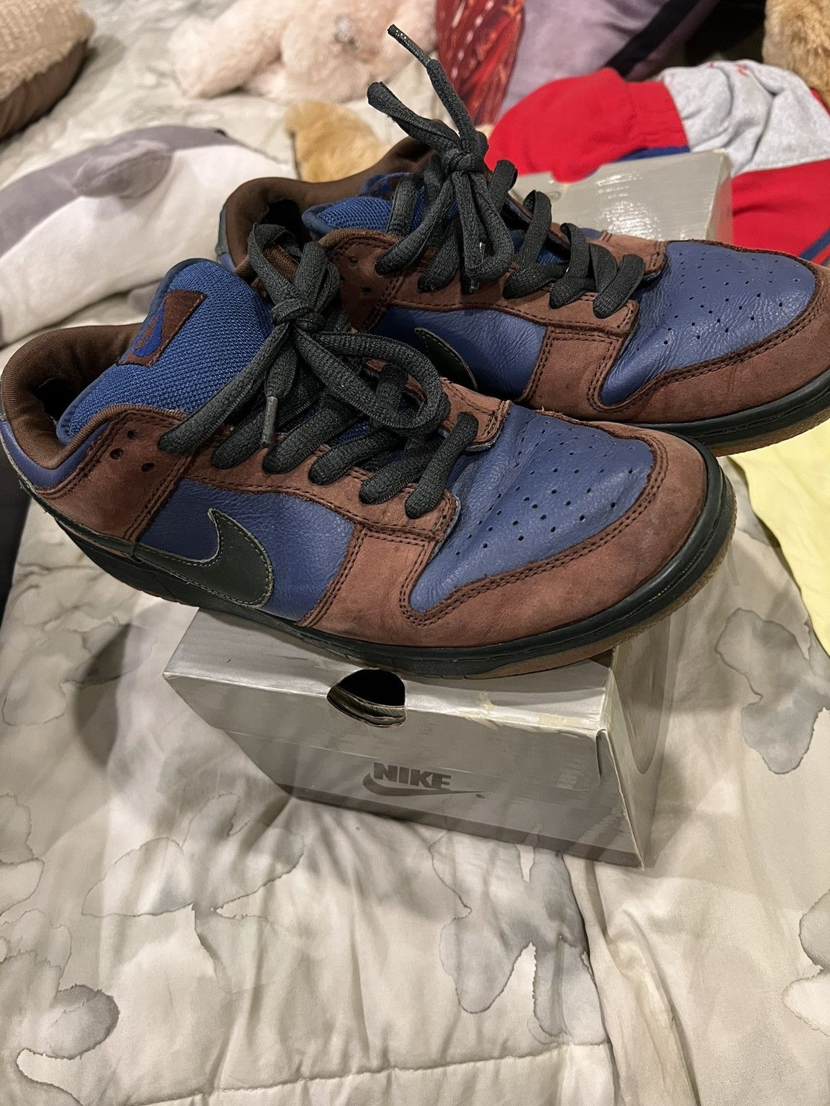 Nike Nike Dunk SB Low Barf - 304292-431 Size US 9.5 / EU 42-43 - 2 Thumbnail